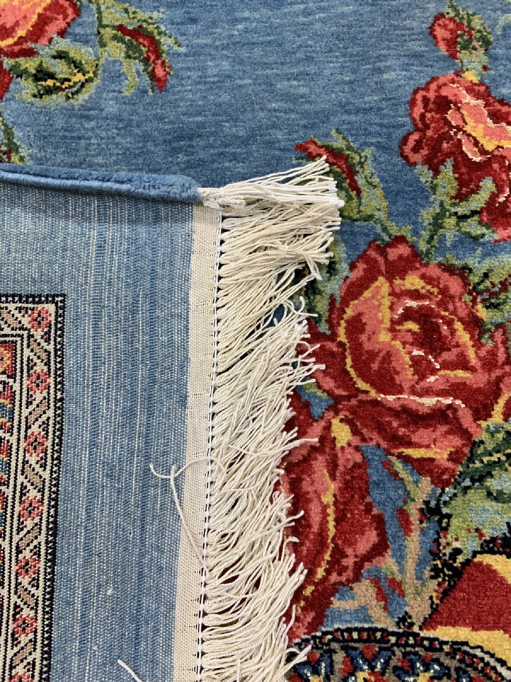 Detail f: Senneh Sehr fein Persien, "Shiro-Khorshid &Krone", ca. 30 Jahre, Korkwolle mit und auf Seide, ca. 340 x 215 cm, ca. 1,0 Mio. Kn/qm, EHZ: 1