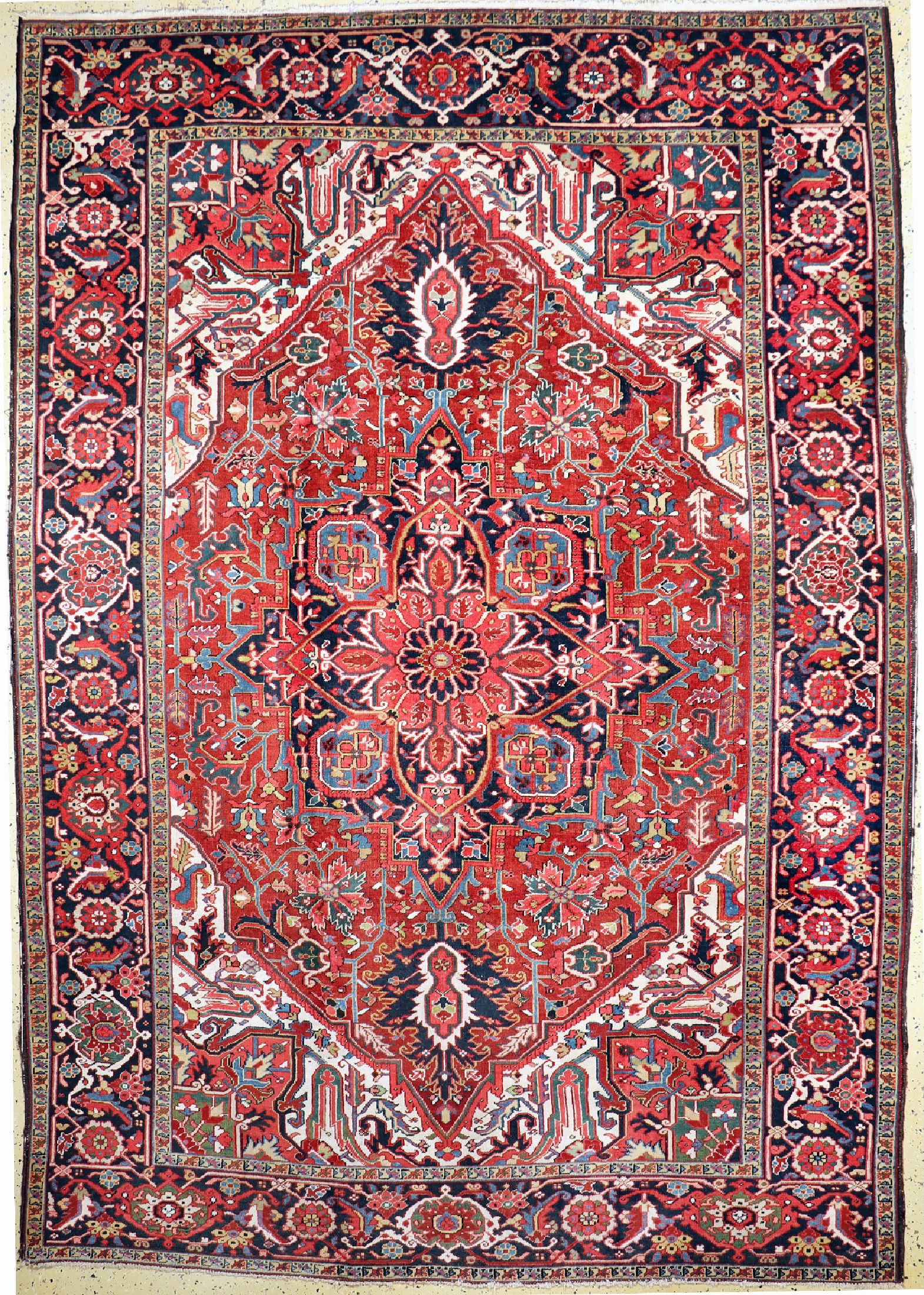 Heriz alt, Persien, um 1950, Wolle auf Baumwolle, ca. 350 x 245 cm, EHZ: 2-3
