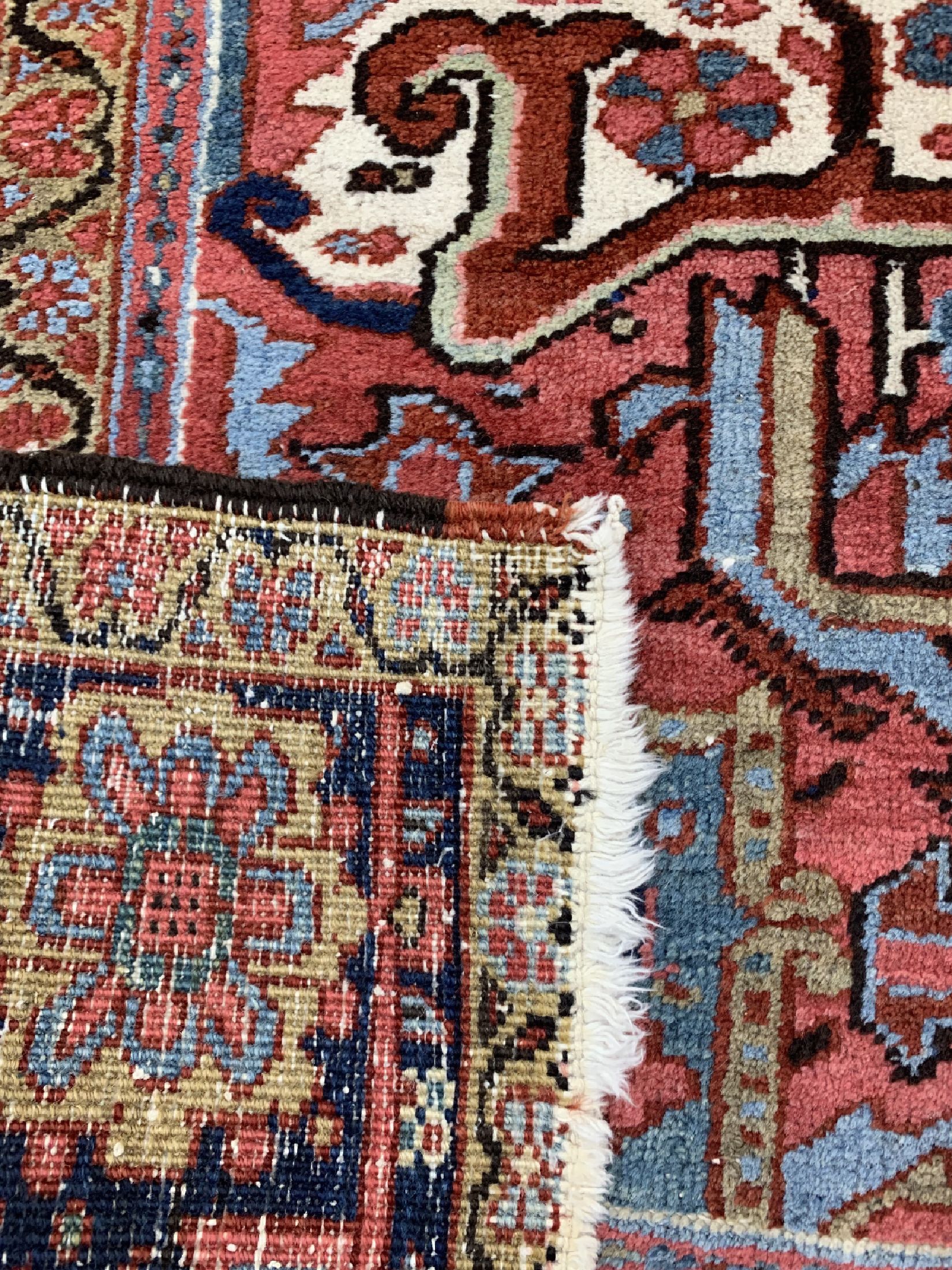 Detail e: Heriz alt, Persien, um 1930, Wolle auf Baumwolle, ca. 336 x 260 cm, EHZ: 3