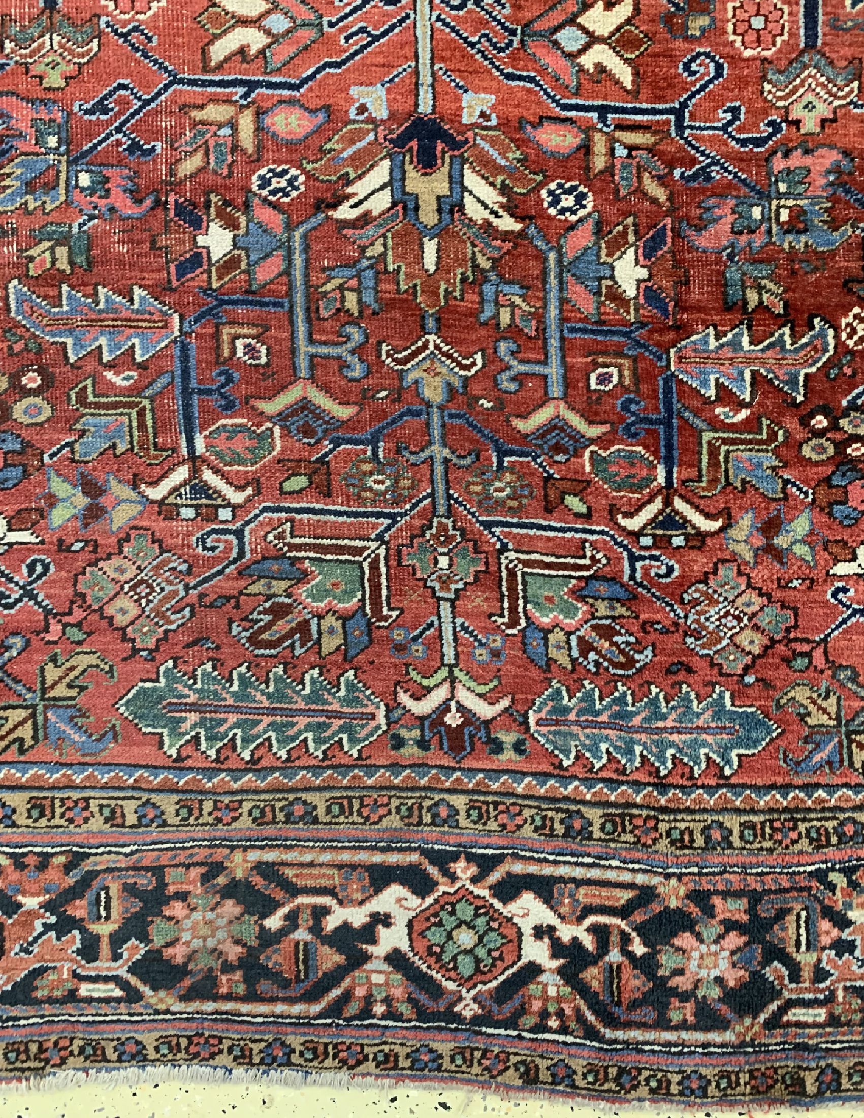 Detail b: Heriz alt, Persien, um 1950, Wolle auf Baumwolle, ca. 295 x 227 cm, EHZ: 3