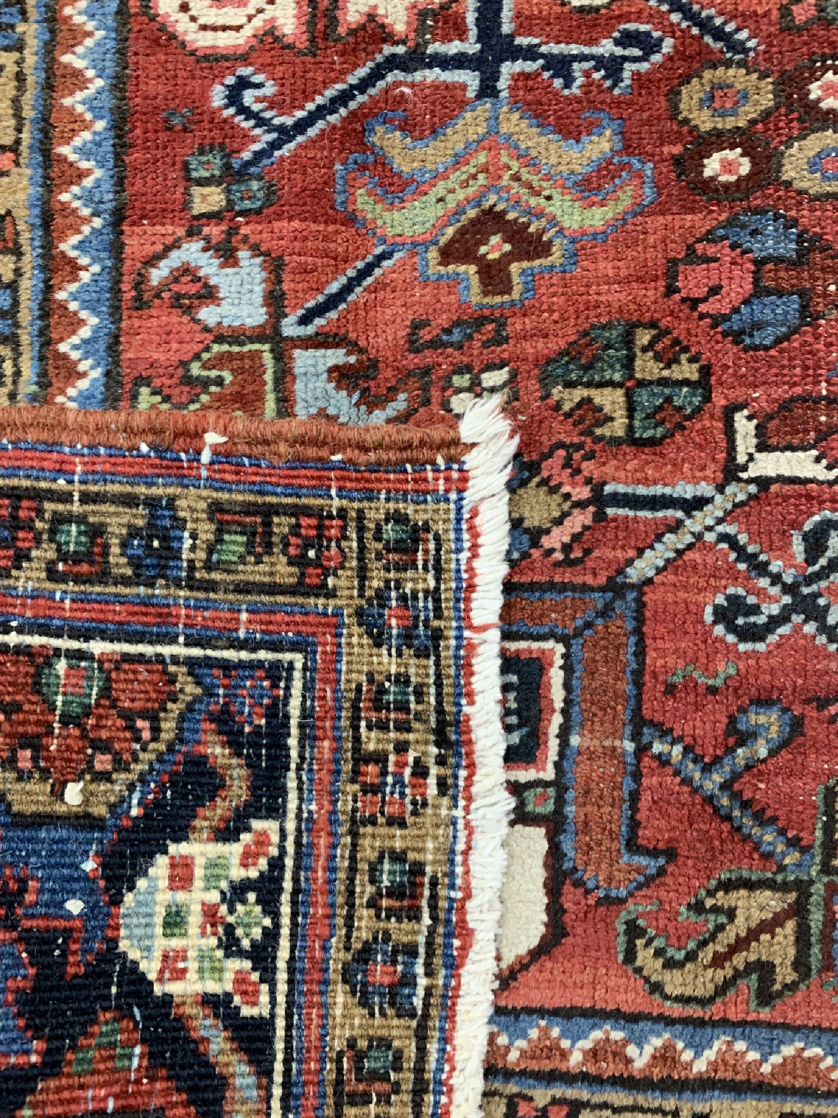 Detail e: Heriz alt, Persien, um 1950, Wolle auf Baumwolle, ca. 295 x 227 cm, EHZ: 3