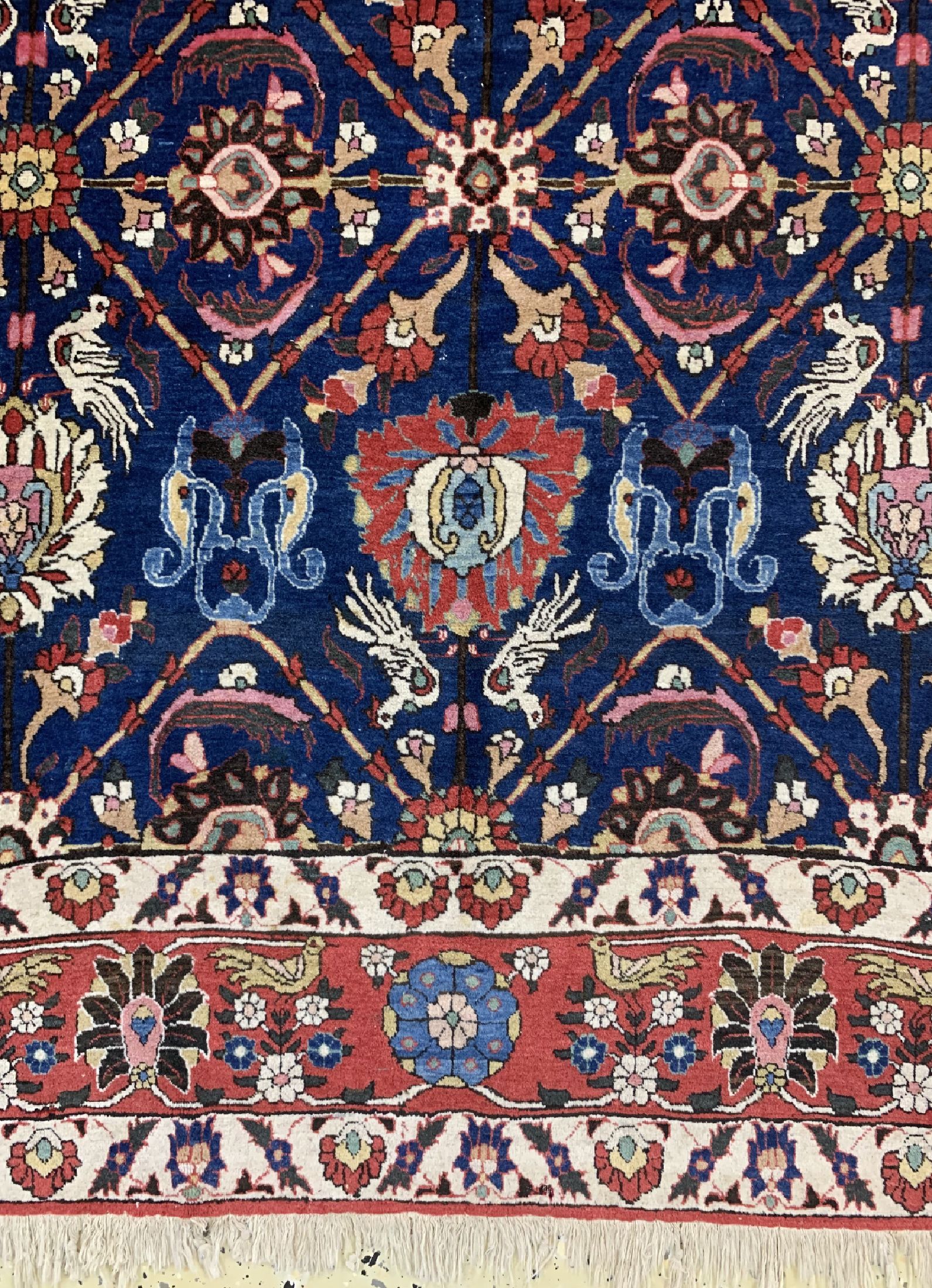 Detail b: Weramin alt, Persien, um 1930, Wolle auf Baumwolle, ca. 310 x 215 cm, EHZ: 2
