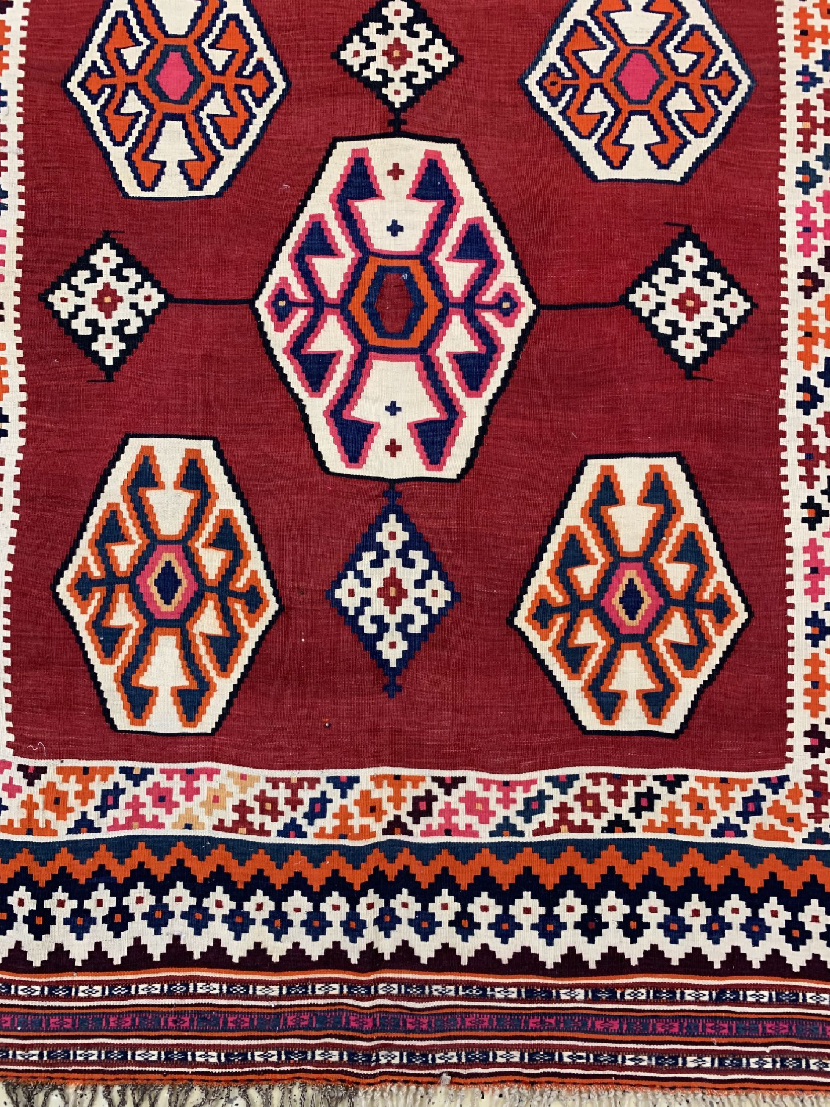 Detail b: Ghaschgai Kelim antik, Persien, um 1910/1920, Wolle auf Wolle, ca. 295 x 155 cm, EHZ: 1-2