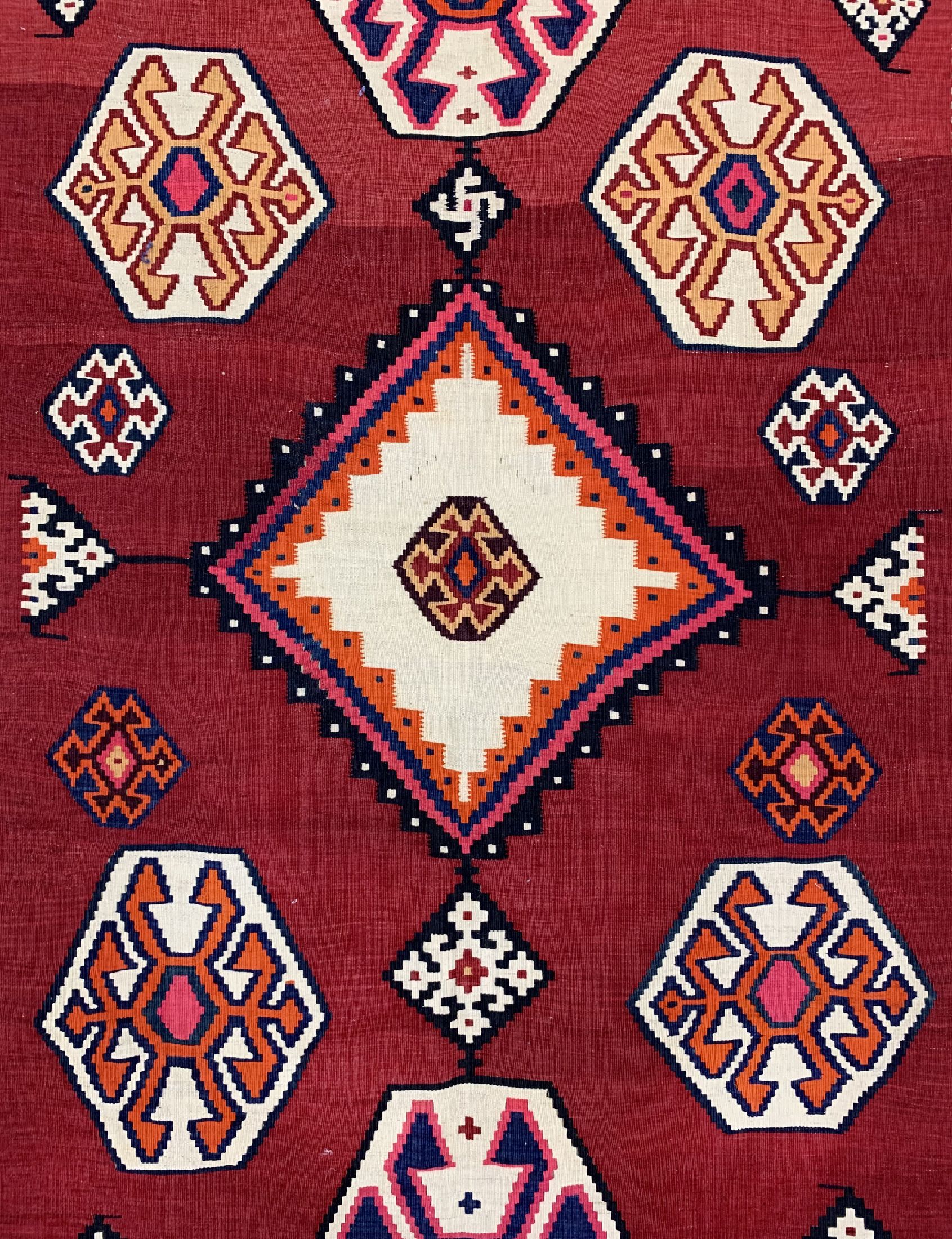 Detail c: Ghaschgai Kelim antik, Persien, um 1910/1920, Wolle auf Wolle, ca. 295 x 155 cm, EHZ: 1-2