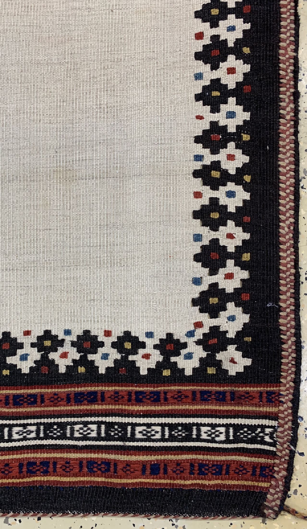 Detail a: Ghaschgai Sofreh, Persien, um 1940, Wolle auf Wolle, ca. 160 x 100 cm, Reinigungsbedürftig, EHZ: 1-2