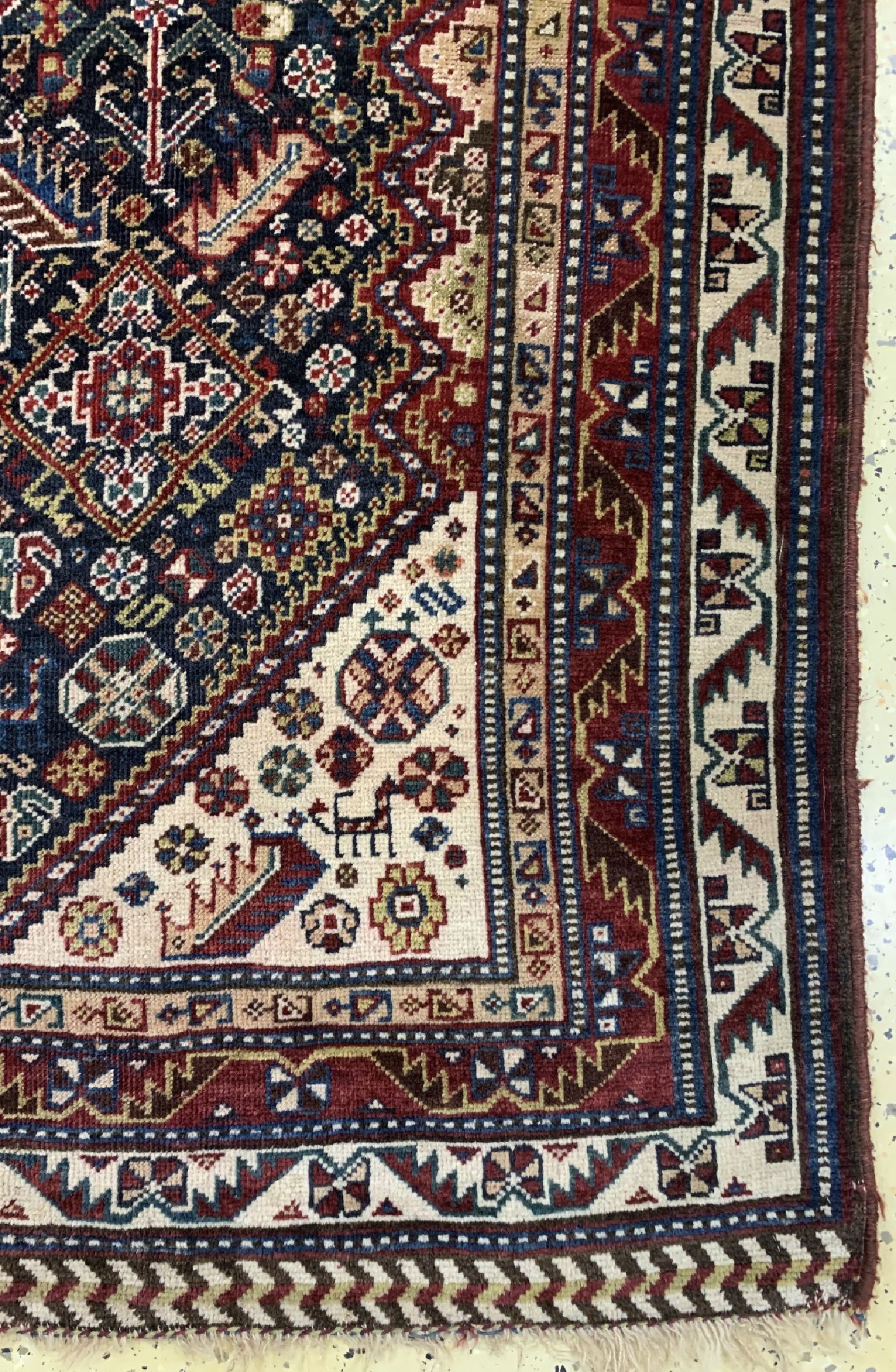 Detail a: Antiker Khamseh, Persien, 19.Jhd, Wolle aufWolle, ca. 250 x 150 cm, EHZ: 3