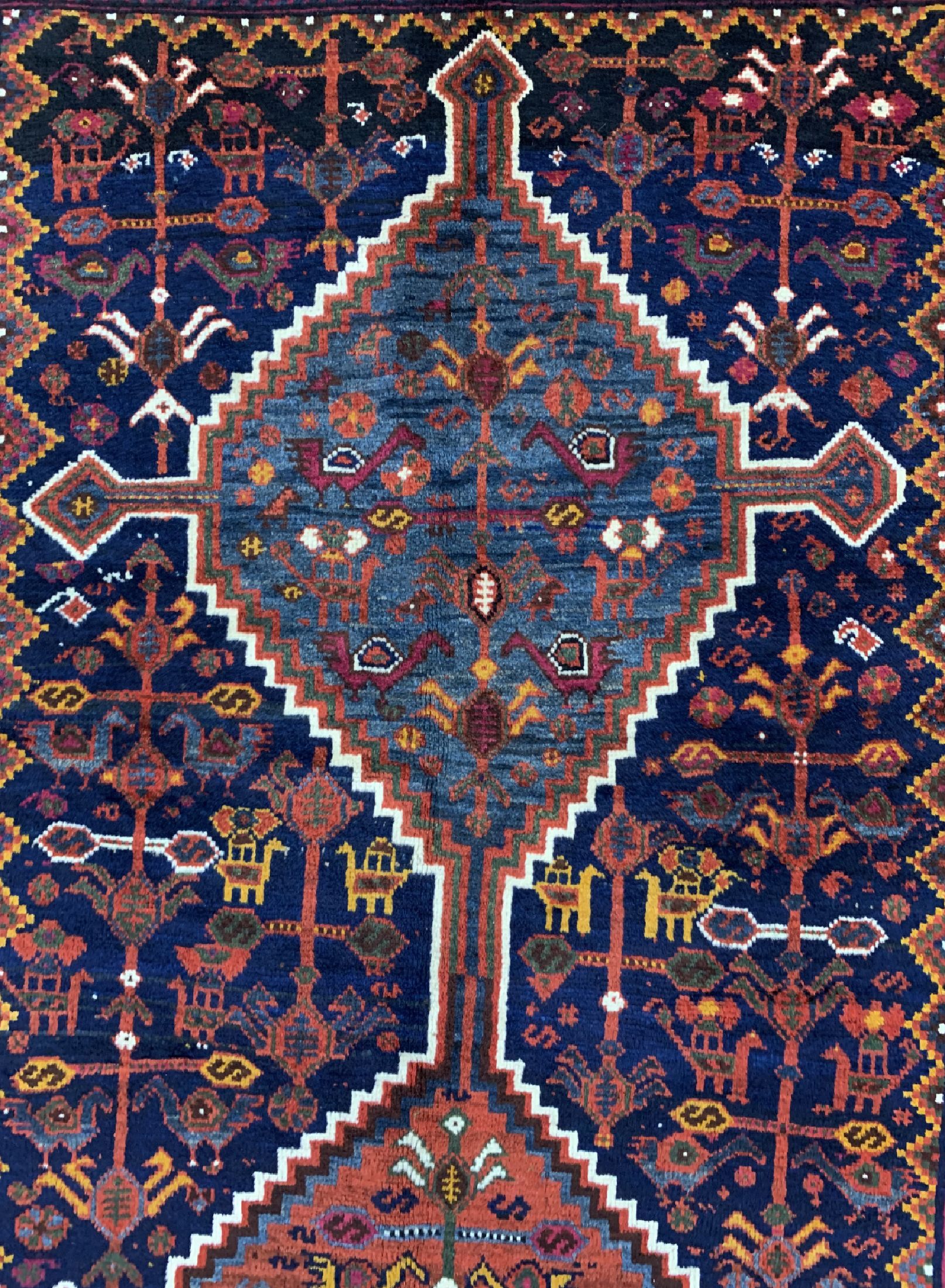 Detail c: Louri Ghaschgai, Persien, um 1930/1940, Wolle auf Wolle, ca. 280 x 160 cm, EHZ: 2, (minimal restauriert)