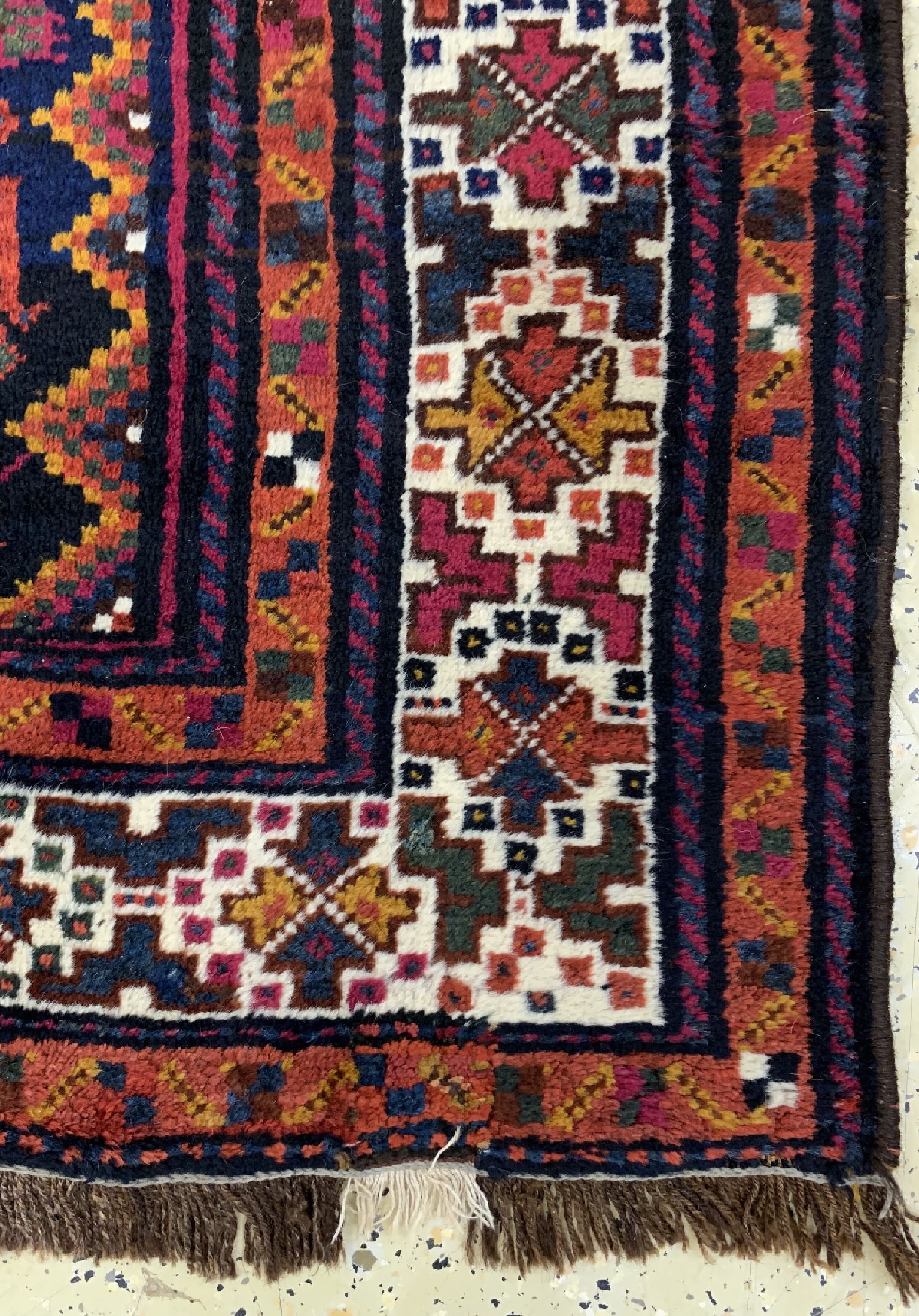 Detail d: Louri Ghaschgai, Persien, um 1930/1940, Wolle auf Wolle, ca. 280 x 160 cm, EHZ: 2, (minimal restauriert)