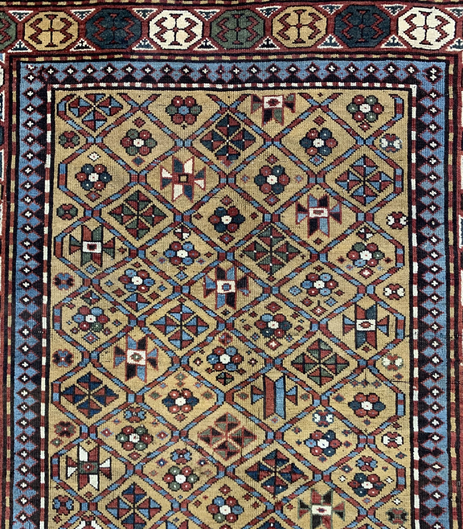 Detail c: Antiker Kazak, Kaukasus, 19.Jhd, Wolle auf Wolle, ca. 250 x 130 cm, EHZ: 2, (minimal restauriert)
