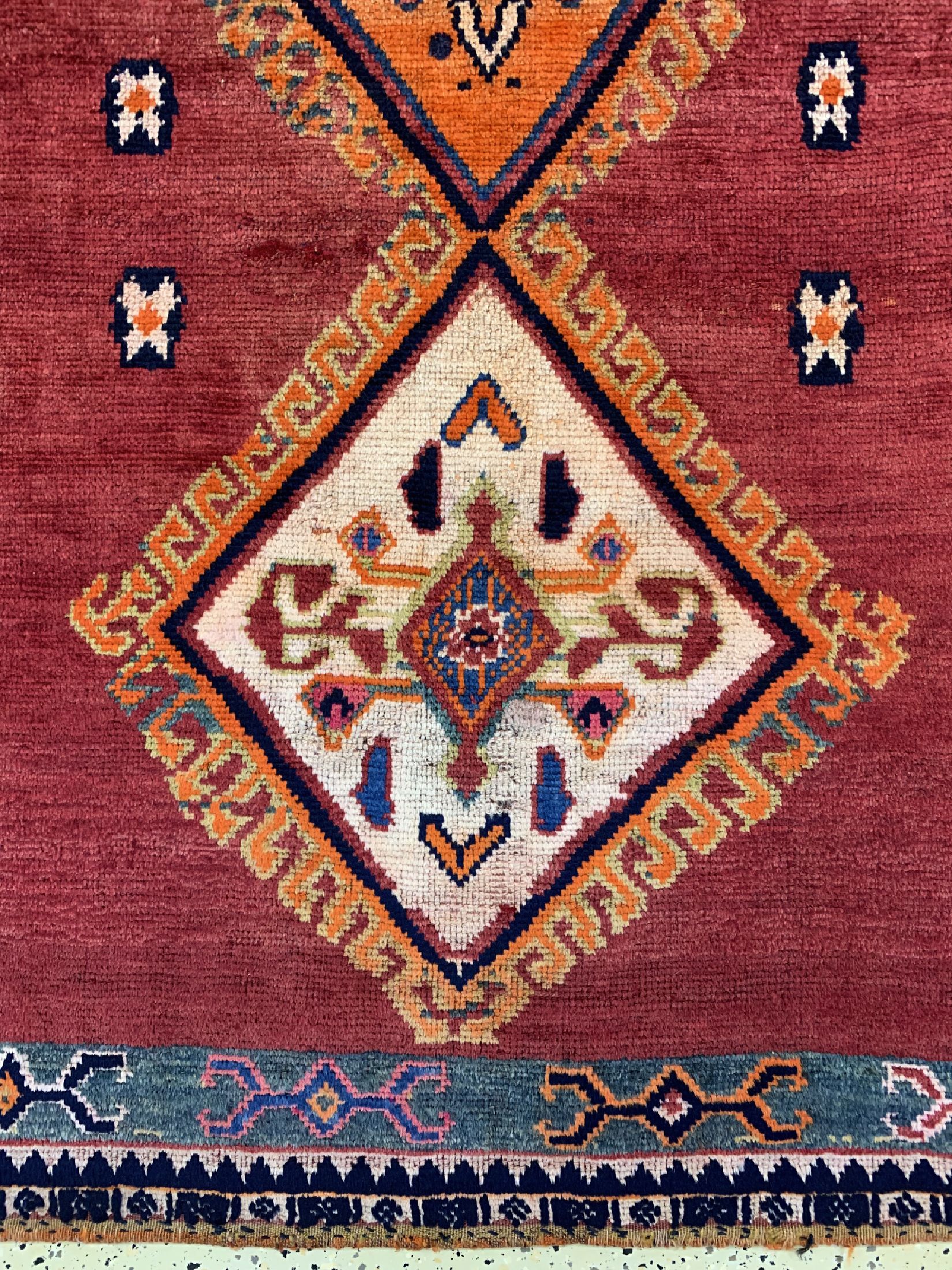 Detail a: Louri Gabbeh, Persien, datiert 1371(1950), Wolle auf Wolle, ca. 235 x 118 cm, EHZ: 3