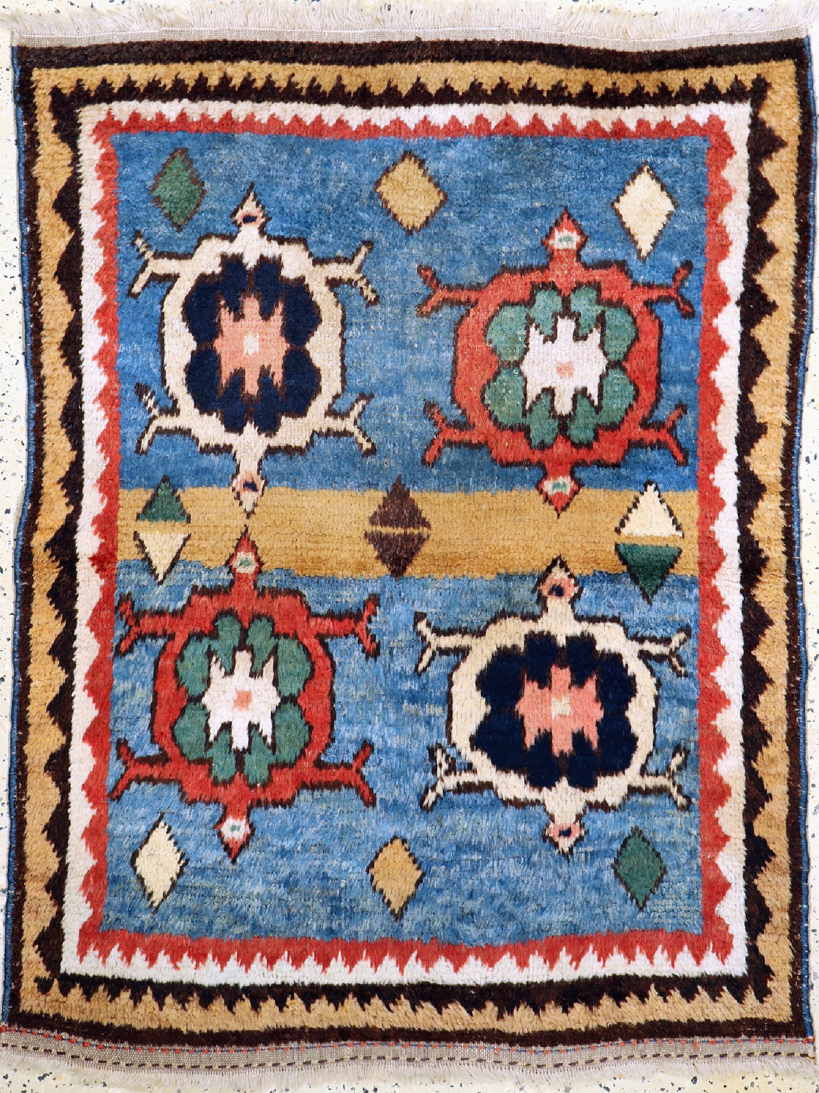 Antiker Louri Gabbeh, Persien, 19.Jhd, Wolle auf Wolle, ca. 140 x 110 cm, EHZ: 2, (Fachmänisch restauriert).