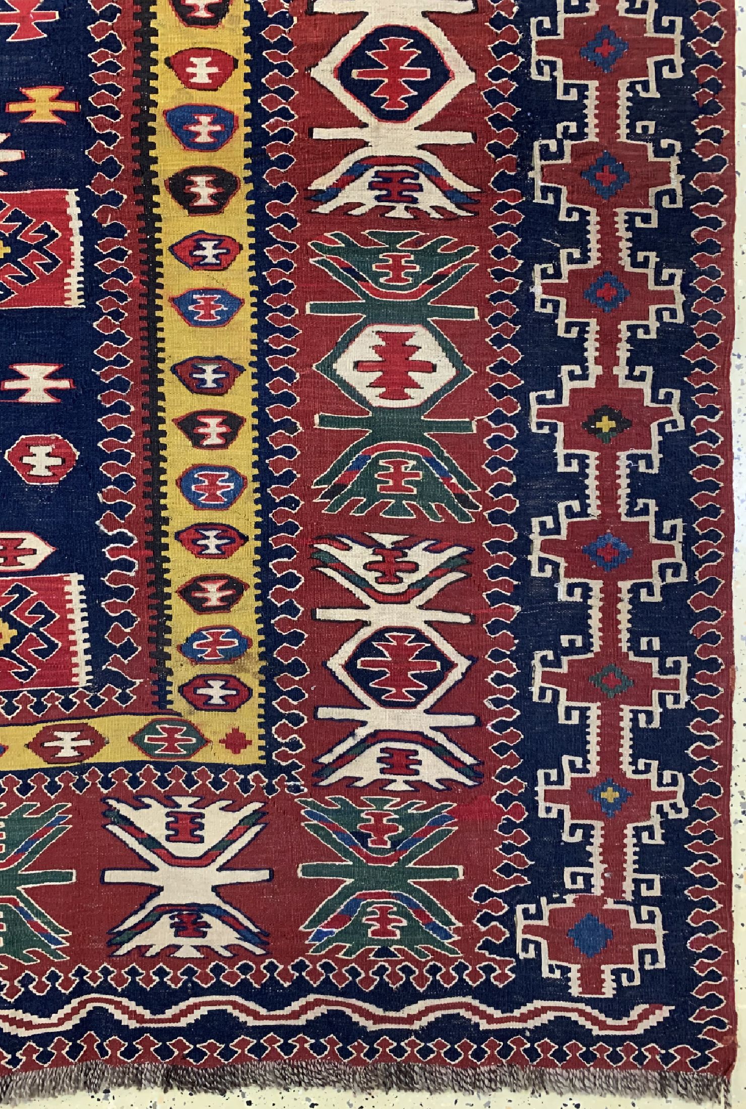 Detail a: Antiker Kuba-Schirwan Kelim, Kaukasus, um 1900, Wolle auf Wolle, ca. 440 x 214 cm, EHZ: 2