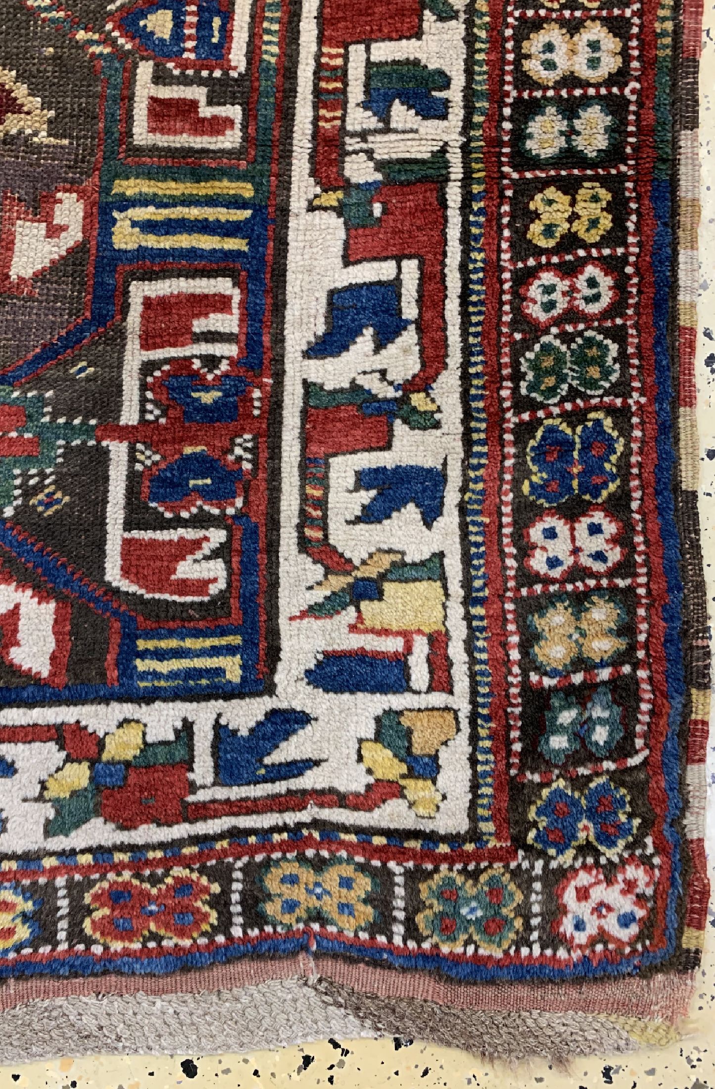 Detail a: Kurdischer Dorfteppich antik, Persien, 19.Jhd, Wolle auf Wolle, ca. 200 x 113 cm, EHZ: 2, (Braun Oxidiert)