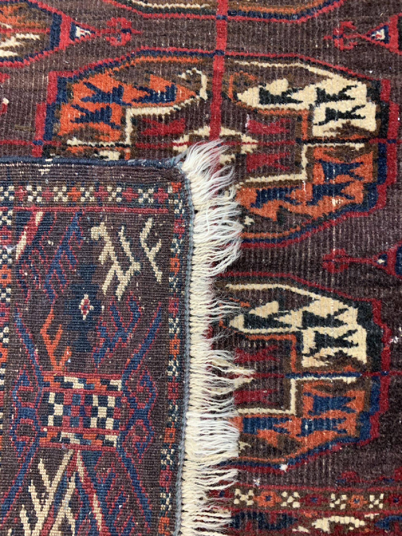 Detail e: Buchara Hauptteppich antik, Turkmenistan, um 1900, Wolle auf Wolle, ca. 335 x 180 cm, EHZ: 3