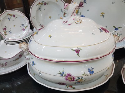 26746121e - Dinner service, Meissen, after 1934, house painting, 2nd choice (some visible glaze defects), porcelain, polychrome flower painting, gold decoration, 7 dinner plates (one is damaged on the stand ring), 5 soup plates, 10 salad/side plates, 9 bread plates, 1 vegetable bowl, large lidded tureen, large round plate D. 34.5 cm, 2 oval plates, oval bowl, 1 gravy boat, traces of age