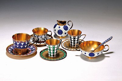 Image 26746139 - 6 cups, milk jug and sugar bowl, Russia/USSR, 1950s, 916 silver, enamelled in different colors using the pit melting technique, heightapprox. 4-6cm