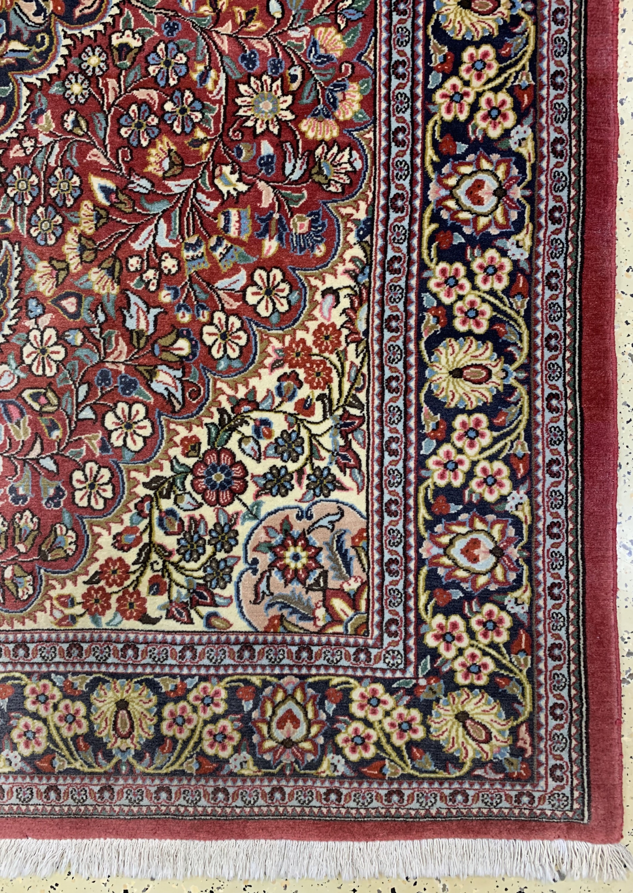 Detail a: Ghom Kork, Persien, ca. 50 Jahre, Korkwolleauf Baumwolle, ca. 213 x 135 cm, EHZ: 2(verblaßt).