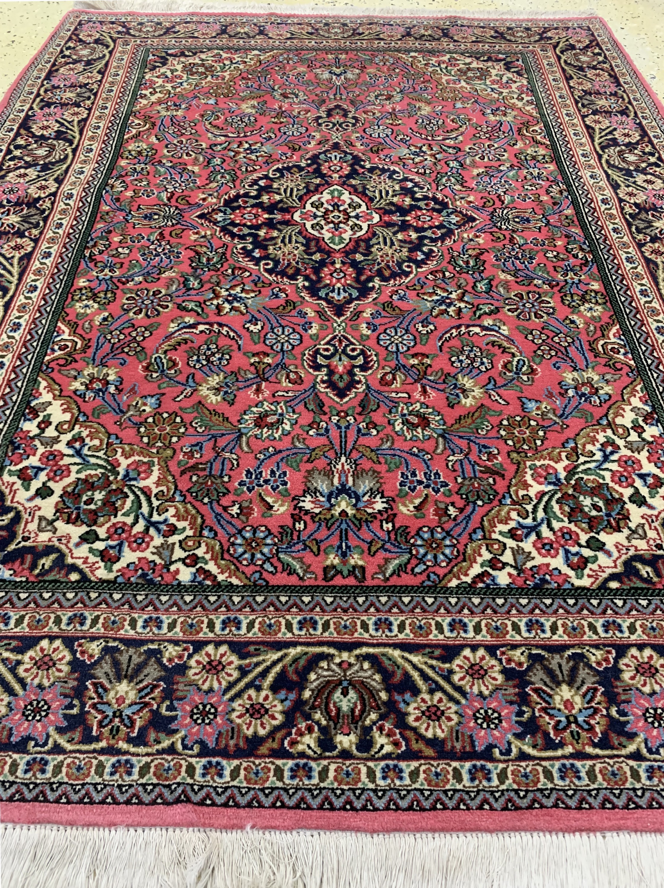 Detail c: Ghom Kork, Persien, ca. 40 Jahre, Korkwolleauf Baumwolle, ca. 150 x 110 cm, EHZ: 2