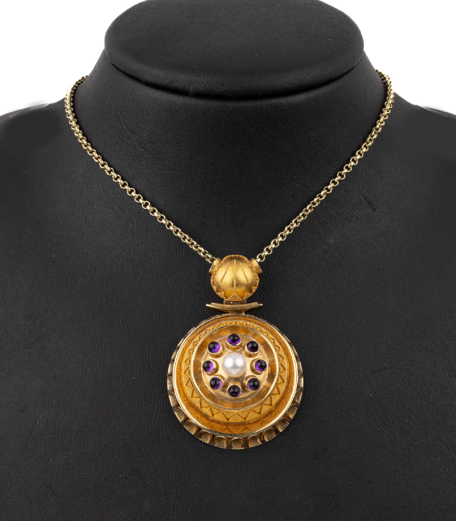 14 kt Gold Amethyst-Zuchtperl-Anhänger, 1950erJahre, GG 585/000 gepr., schöne qualitätvolle Arbeit, mittig Zuchtperle, D. ca. 6.5 mm, 8 kl. runde ...
