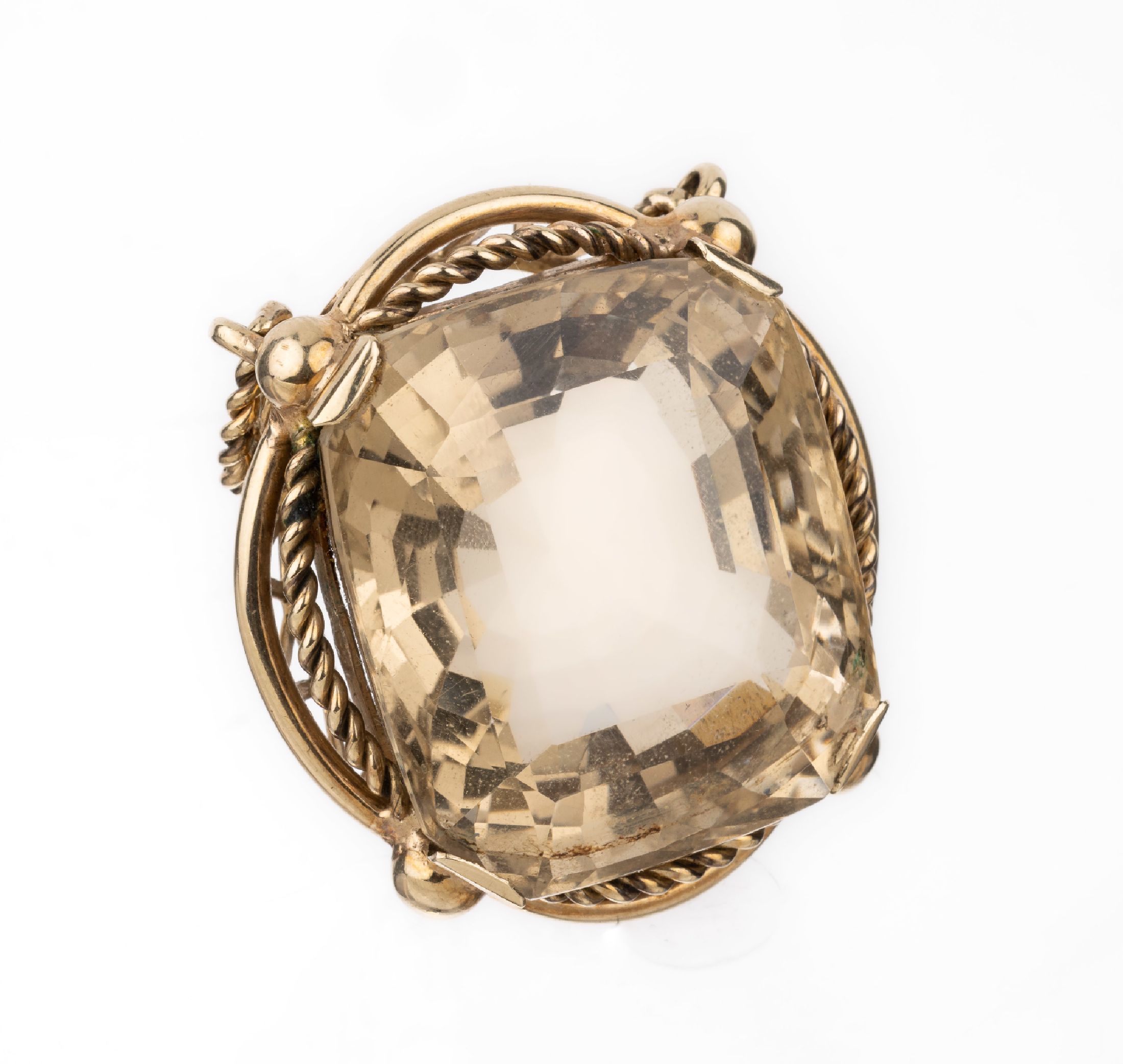 14 kt Gold Quarz-Anhänger, GG 585/000, 1950er Jahre, Kordelverzierung, 2 bewegl. Ösen, gr. facett. Quarz, ca. 4.1 x 3.8 cm, ca.42.4 g