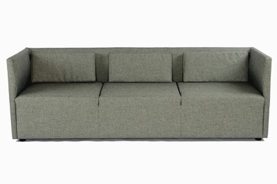 Image 3-seater sofa, gray fabric covers, loose cushions, on plastic feet, freestanding, modern, simple design, approximately 69x209x65 cm
