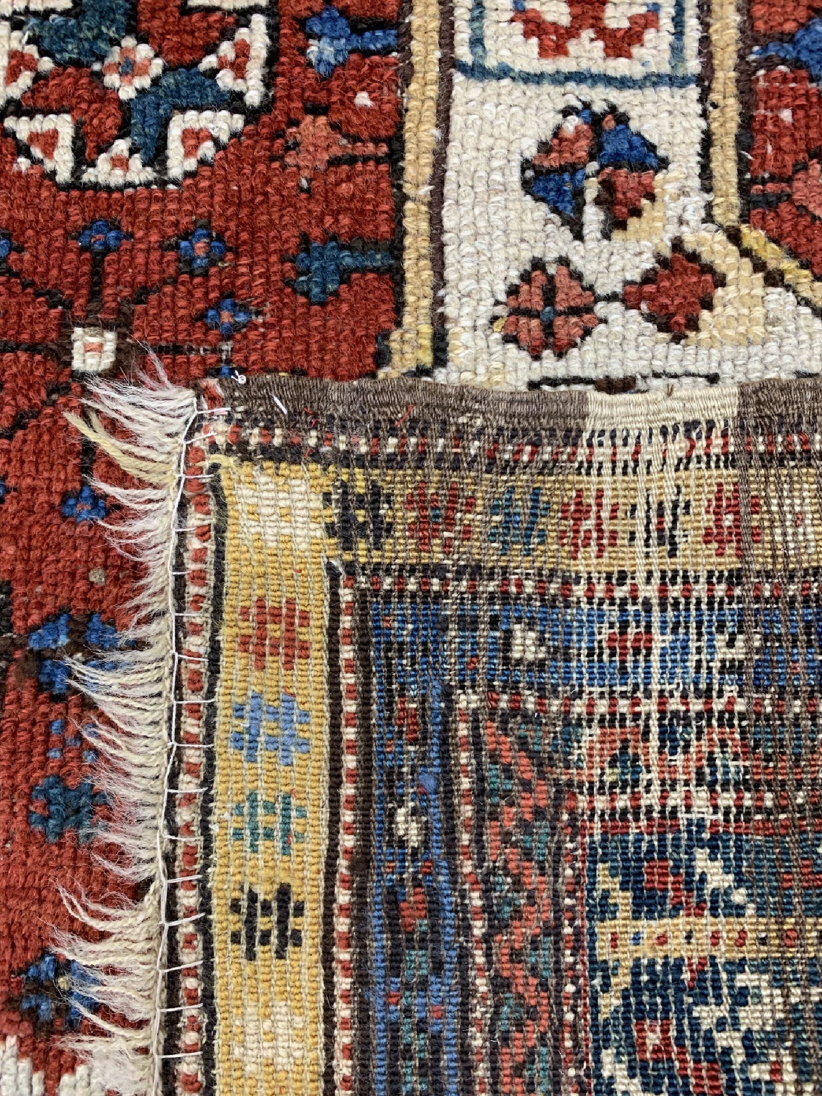 Detail f: Antiker Konya-Ladik-Gebiet, Türkei, 18.Jhd,Wolle auf Wolle, ca. 122 x 91 cm(siehe Lit.P.Bausback Anatolische Knüpfteppiche von April 1978 S.45), ...
