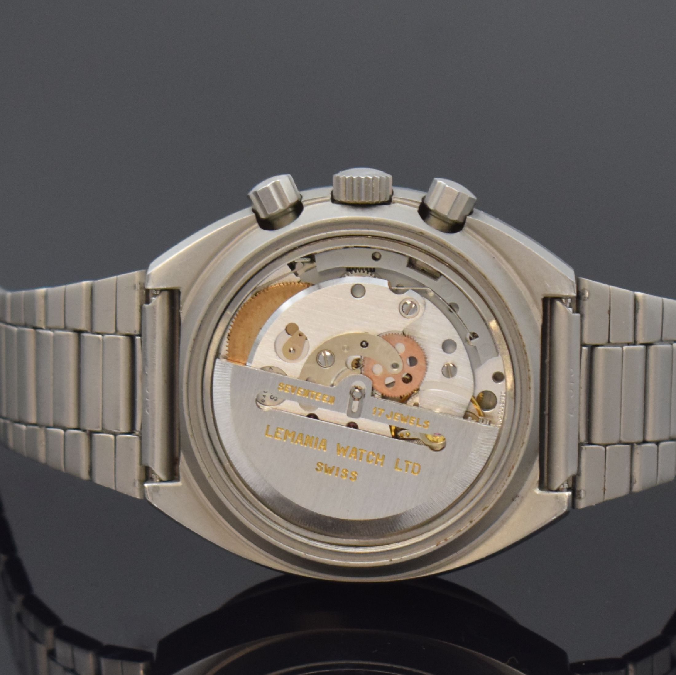 Detail d: HEUER "Pewter" seltener Armbandchronograph Referenz 510.503, Automatik, Schweiz um 1975, Zinn-farb. Edelstahlgeh. inkl. Gliederband m. ...