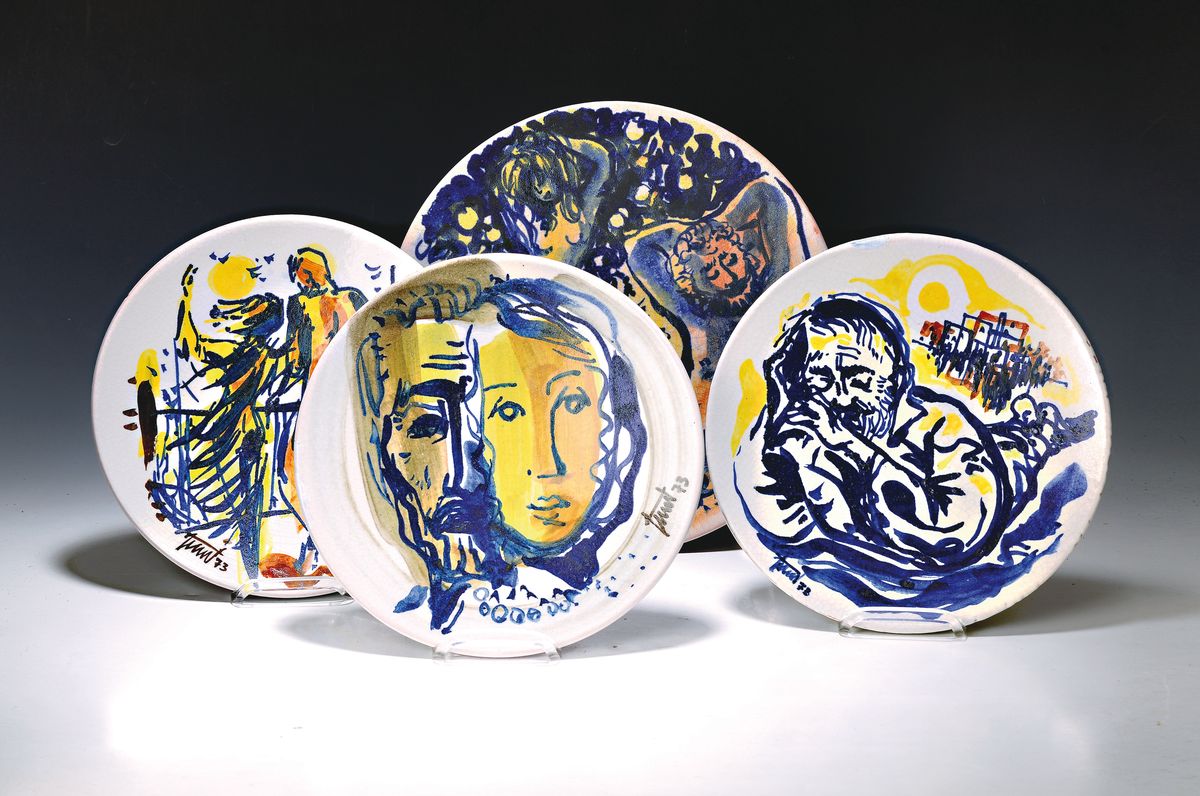Georg Günther Zeuner, 1923 Dresden-2011 Speyer, vier bemalte Keramikteller, 1x von 1983, Evas Erschaffung, D. ca. 36,5 cm, 3xvon 1973, Der Morgen, ...