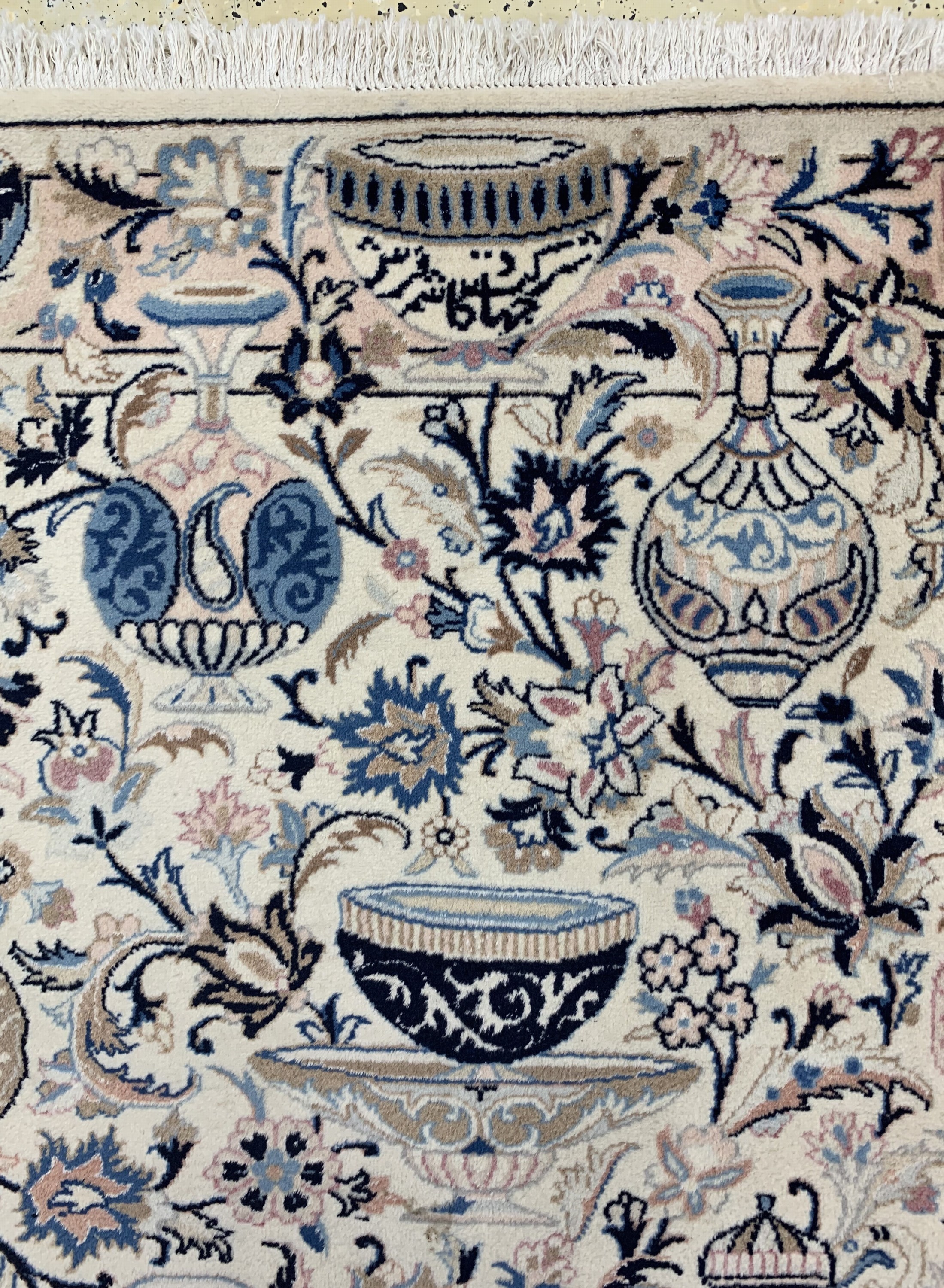 Detail c: Kashmar, Persien, ca. 40 Jahre, Wolle auf Baumwolle, ca. 152 x 102 cm, EHZ: 2