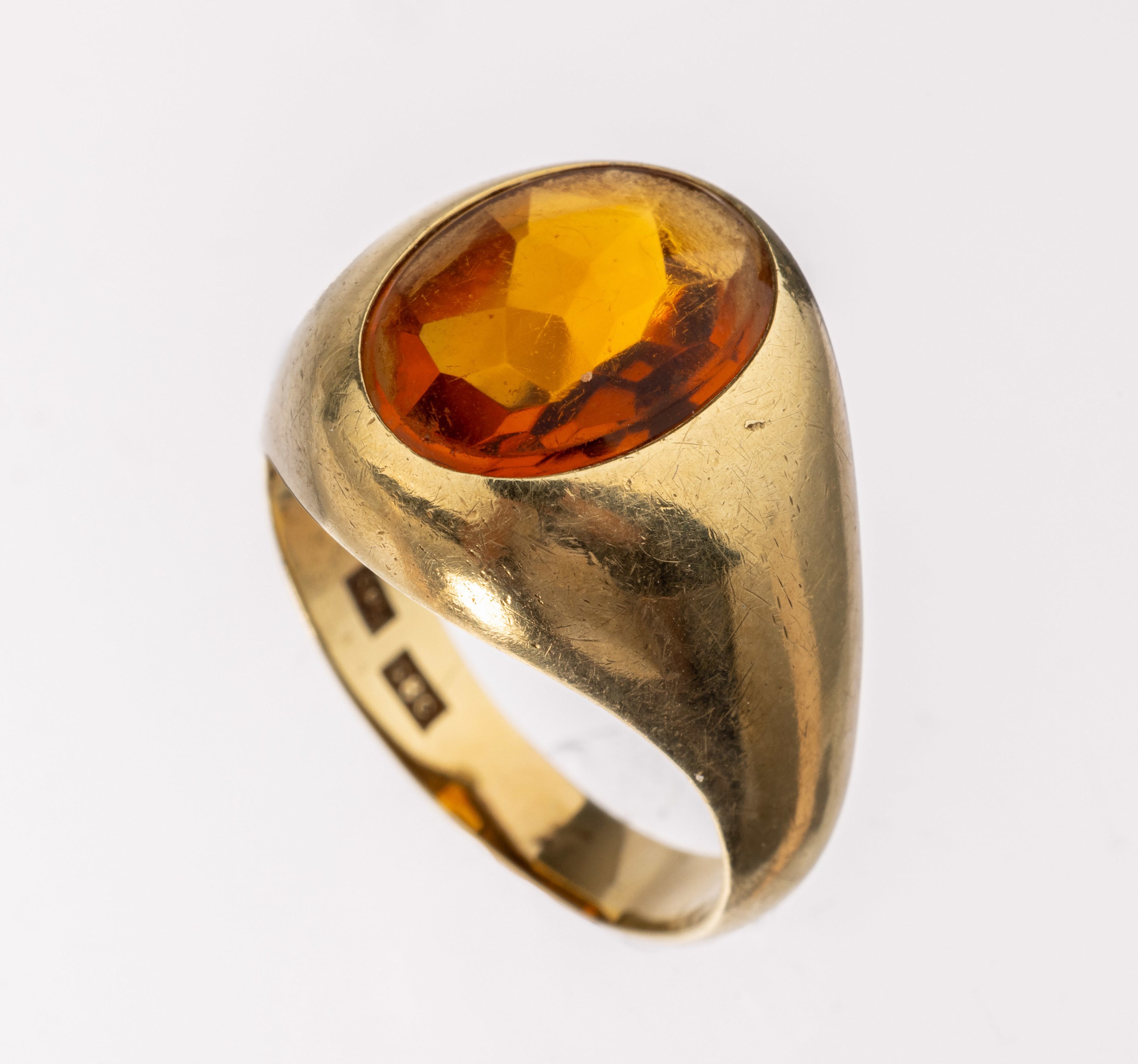 14 kt Gold Citrin-Ring, GG 585/000, ovaler Citrin im Bufftop-Schliff ca. 4.50 ct, ca. 8.1g, RW 57