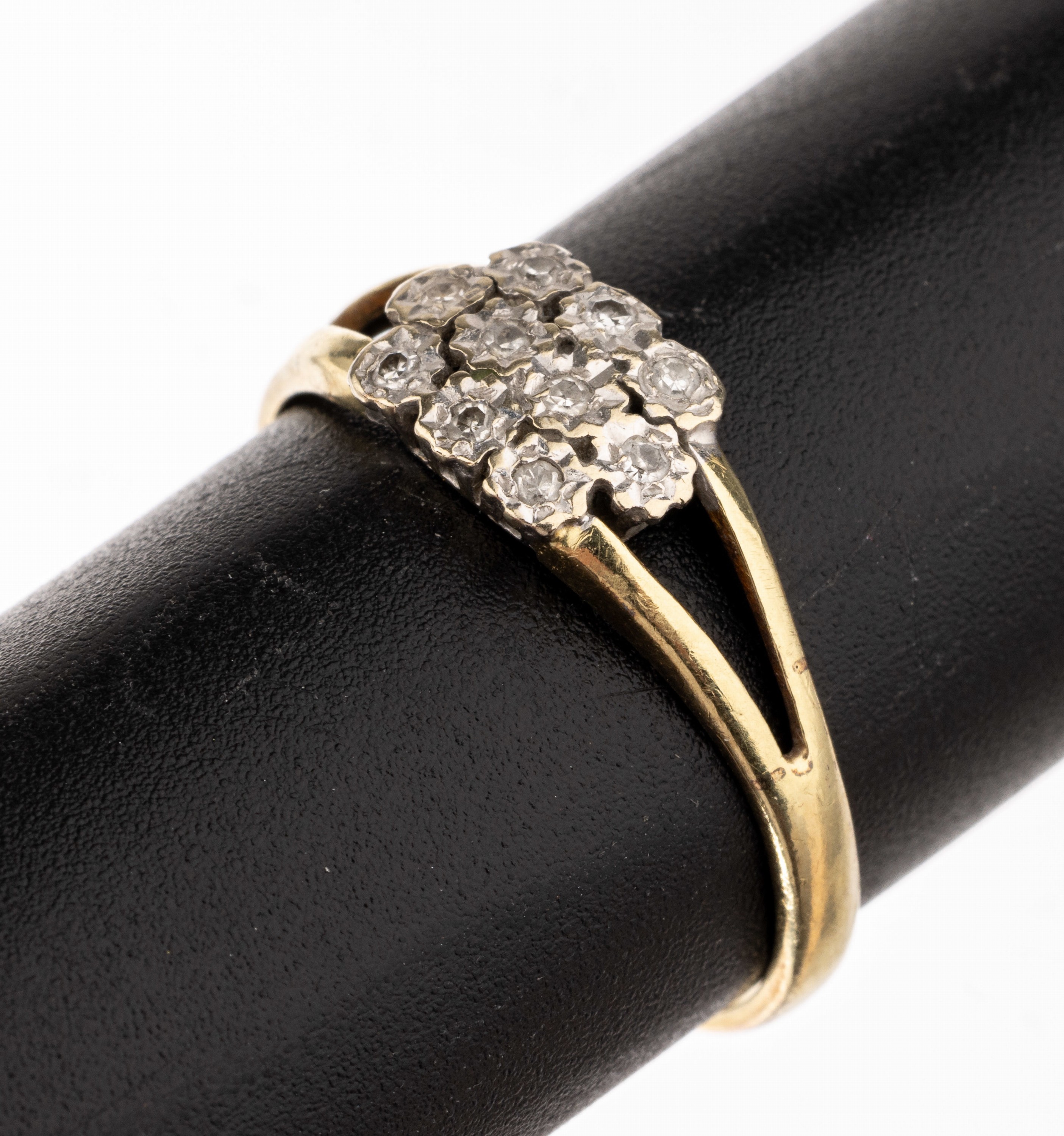 14 kt Gold Diamant-Ring, GG/WG 585/000, 10 8/8-Diamanten zus. ca. 0.05 ct Weiß/p, ca. 2.4 g, RW 60