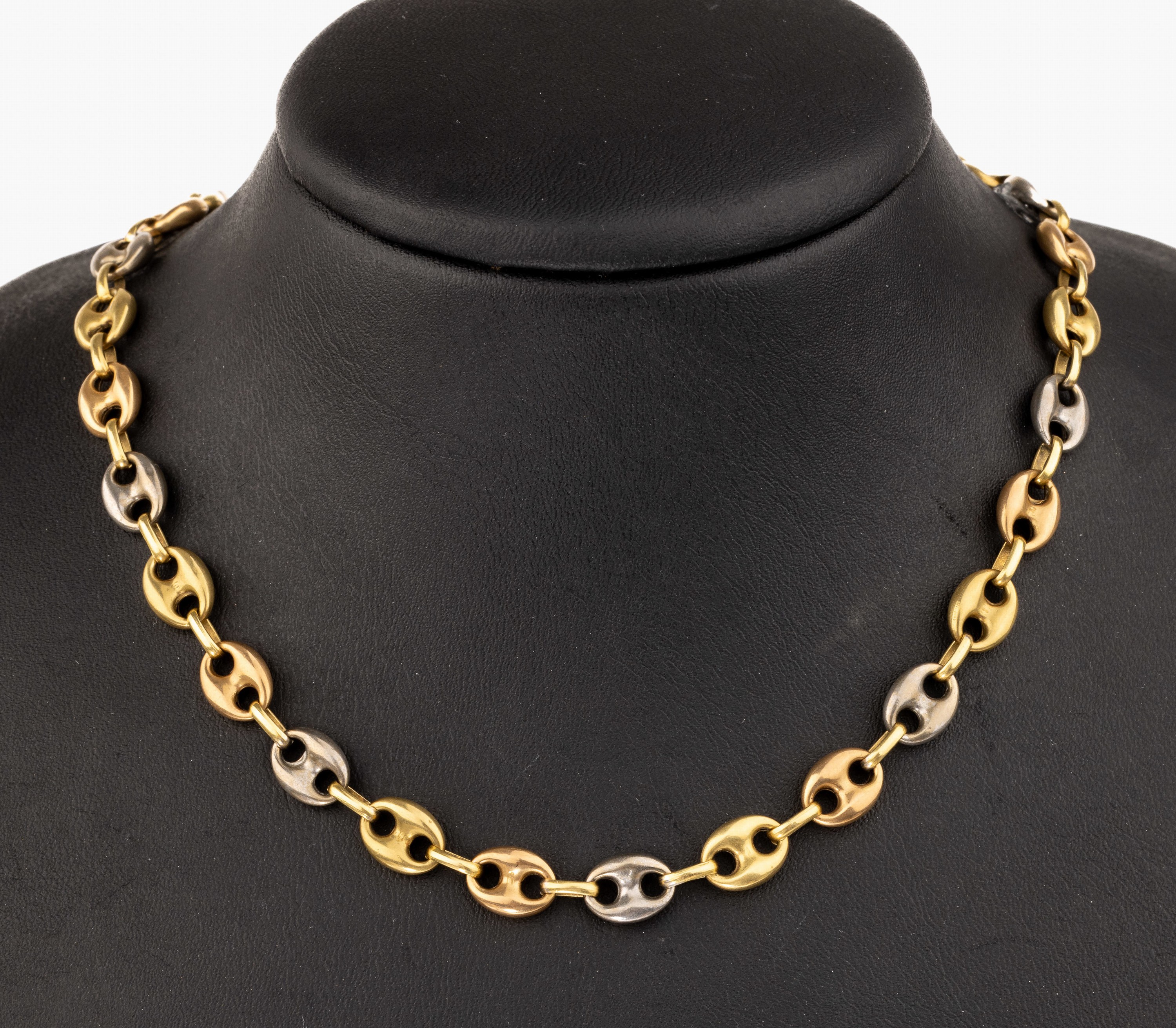 18 kt Gold Collier, GG/WG/RG 750/000, Erbskette, L. ca. 53 cm, Karabinerschließe, ca. 32.6 g