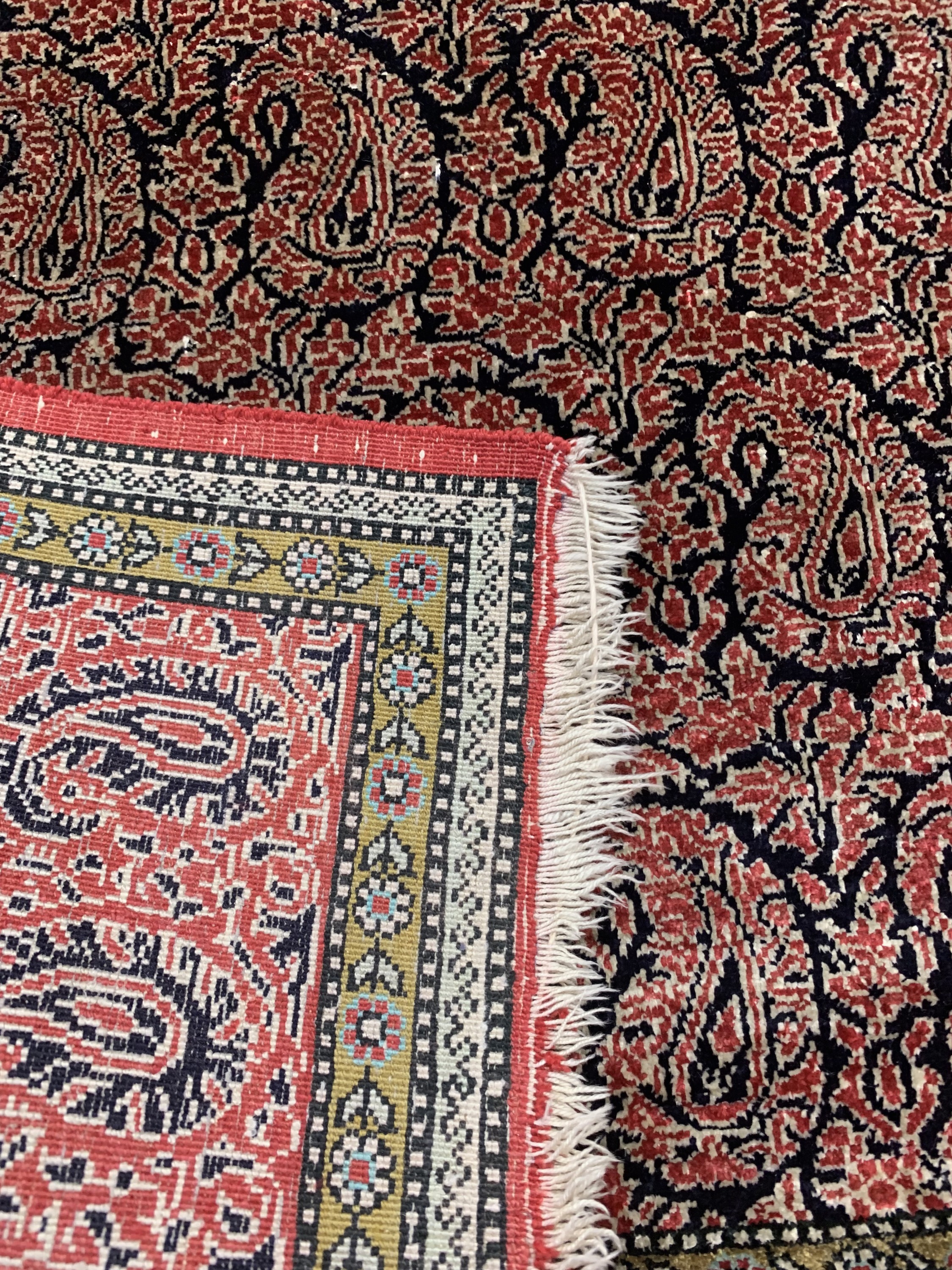 Detail d: Ghom Seide, Persien, umm 1970, reine Naturseide, ca. 125 x 85 cm, verfärbt, EHZ: 2