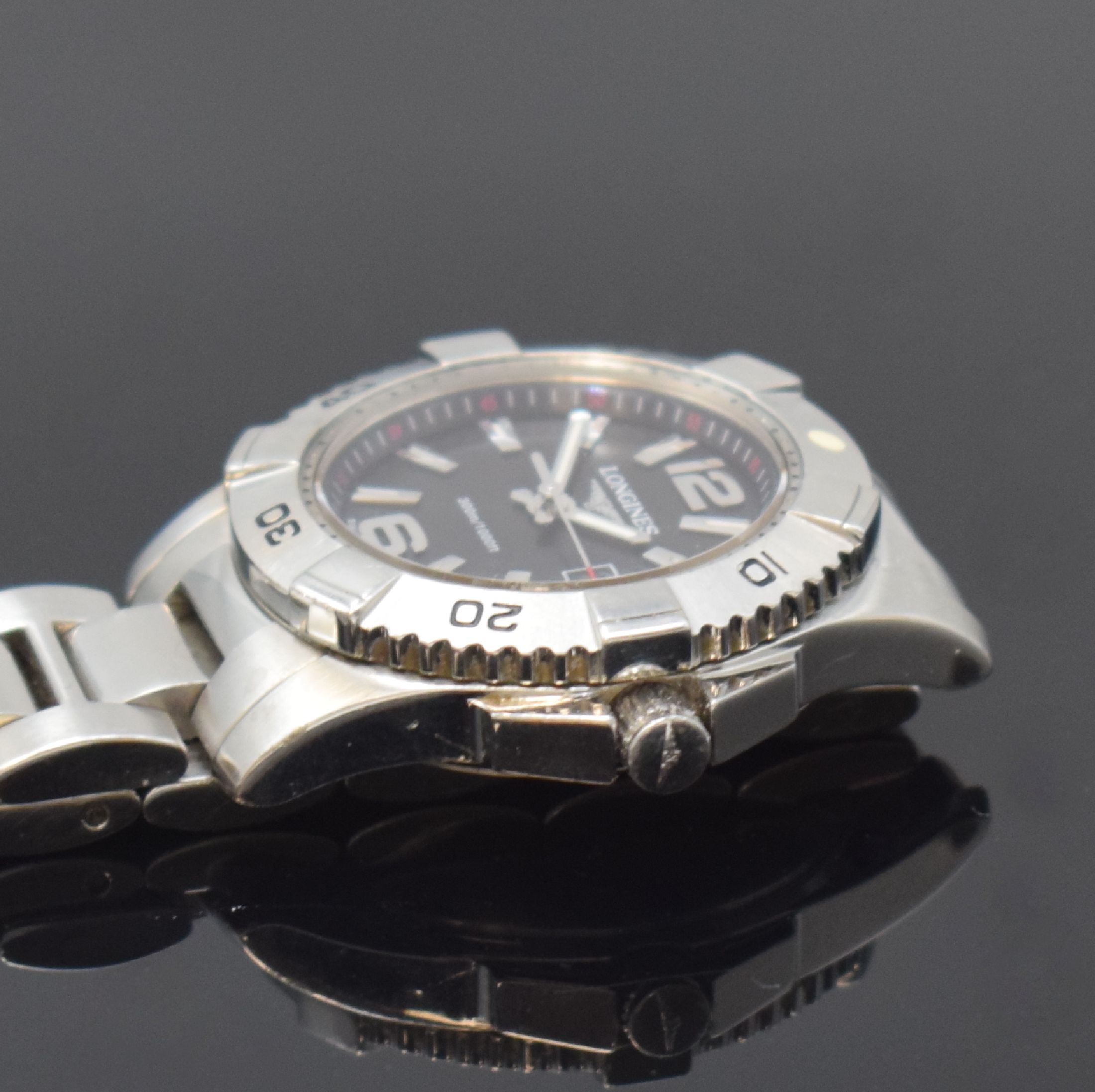 Detail c: LONGINES Damenarmbanduhr Hydro Conquest Referenz L3.247.4, Schweiz um 2005, quarz, Edelstahlgeh. inkl. Gliederband m. Faltschl., Boden und Krone ...