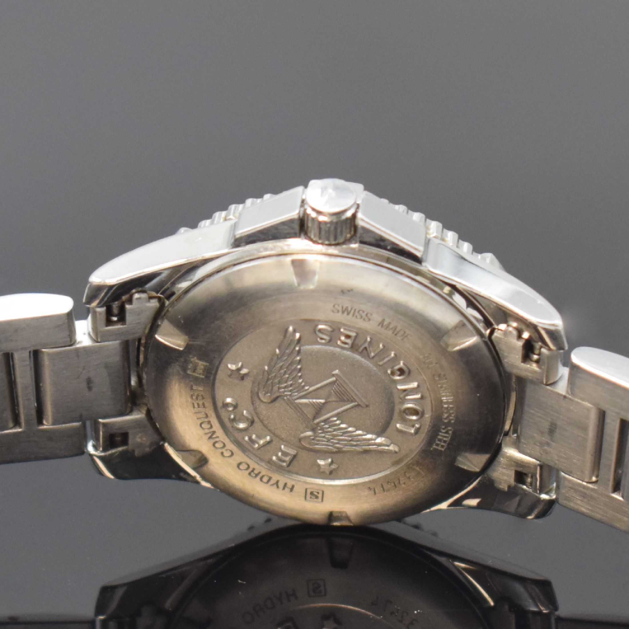 Detail d: LONGINES Damenarmbanduhr Hydro Conquest Referenz L3.247.4, Schweiz um 2005, quarz, Edelstahlgeh. inkl. Gliederband m. Faltschl., Boden und Krone ...