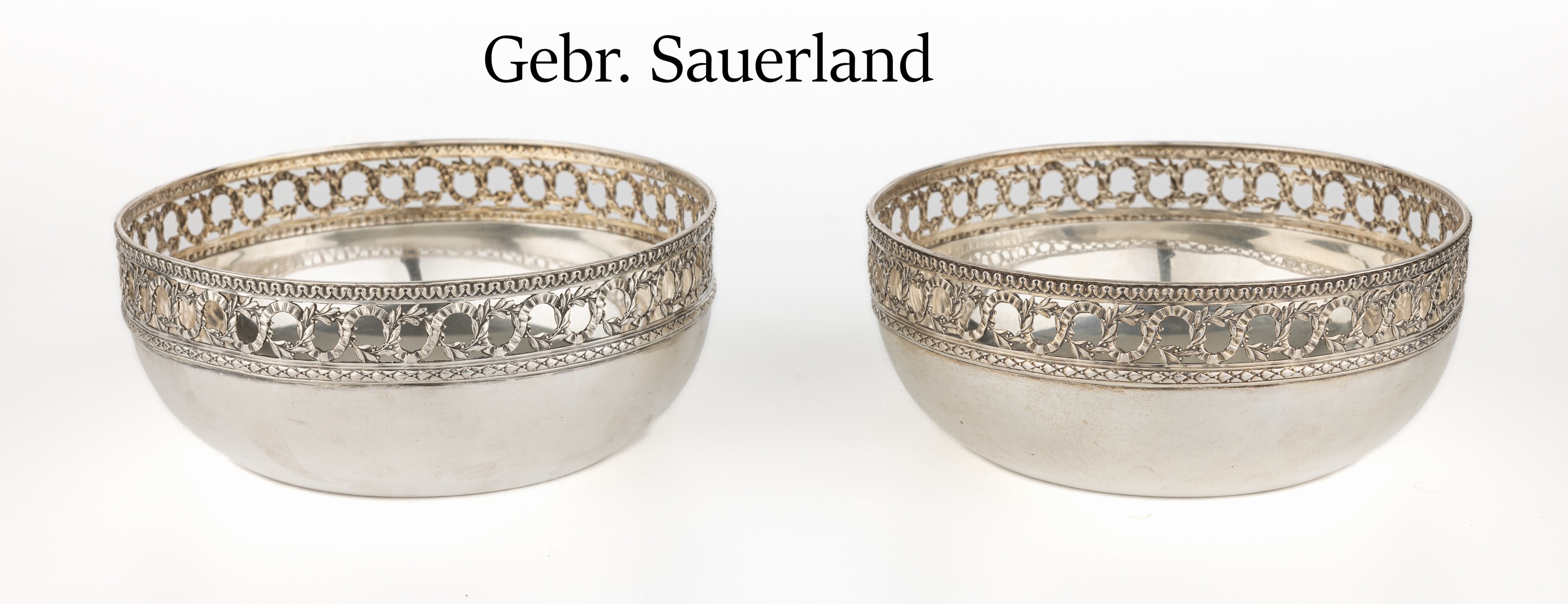 Set 2 Anbietschalen, 800er Silber, deutsch,schlichte Grundform, Rand durchbrochen mit floralen Elementen, D. ca. 16 cm, H. ca. 6 cm,ca. 435 g, ...