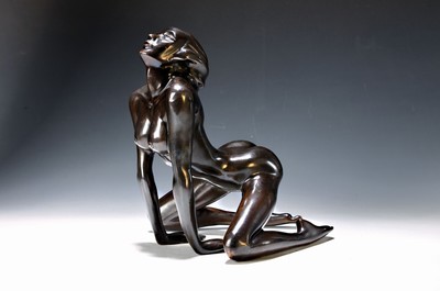 Image 26753376 - Manoon, bronze sculpture, nude, dark brown patinated, signed, height approx. 29cm