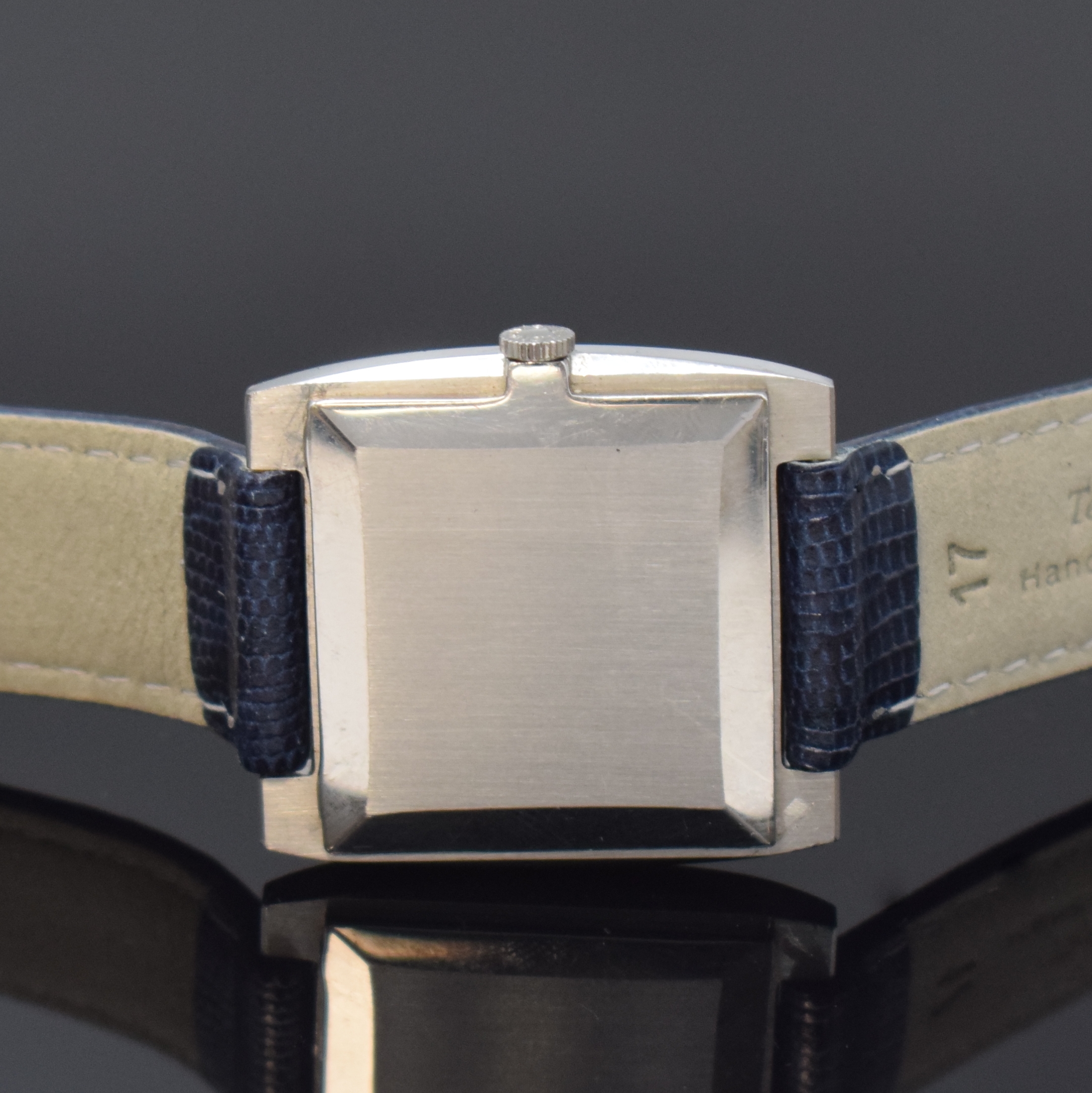 Detail c: LONGINES Armbanduhr Referenz 7686 in Stahl, Schweiz um 1968, Handaufzug, 2-tlg. Geh., Boden aufgedr., orig. Krone, silb. Fadenkreuz-Zifferbl., ...