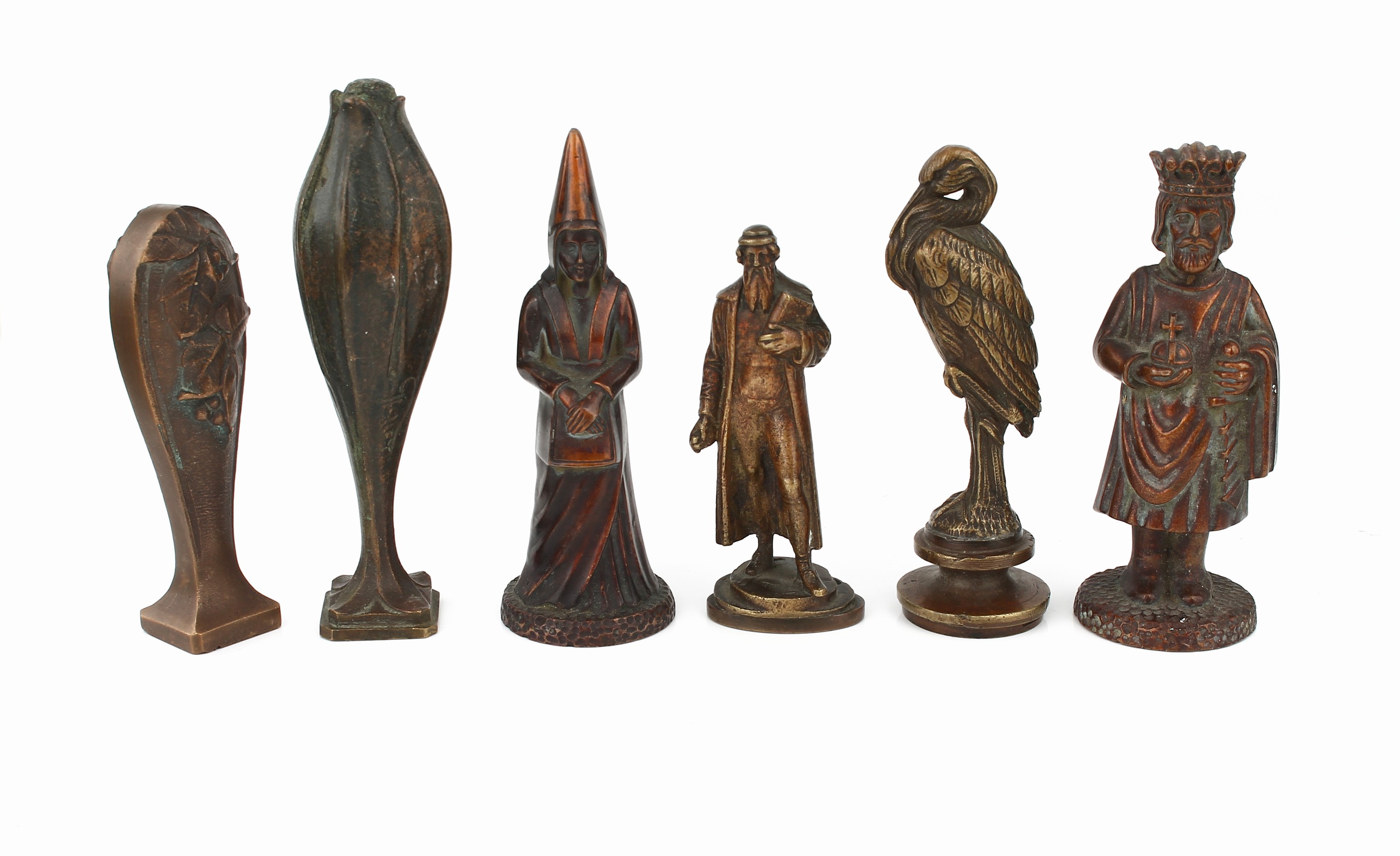 Detail a: Konvolut 24 Petschaften und 3 Siegel 1890-1930, Silber, Metall, Achat, Bronze, Holz, Perlmutt, Lapislazuli, dazu Brieföffner und Papiermesser, ...