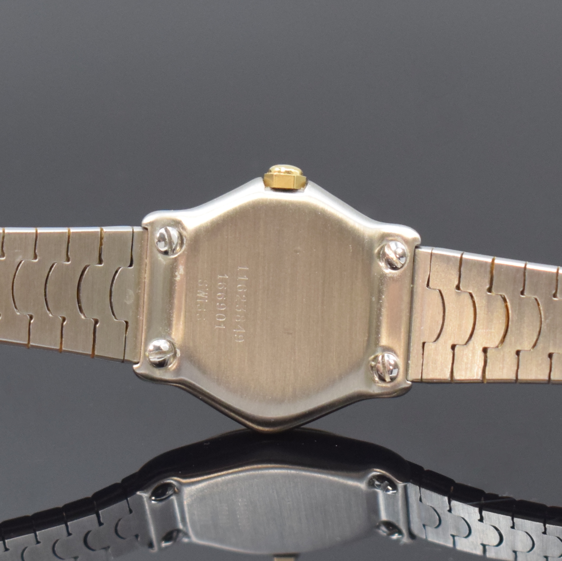 Detail d: EBEL Classic Wave Damenarmbanduhr in Stahl/ Gold Referenz 166901, Schweiz um 1990, quarz, über Lünette 5-fach verschr., Wellengliederband, ...