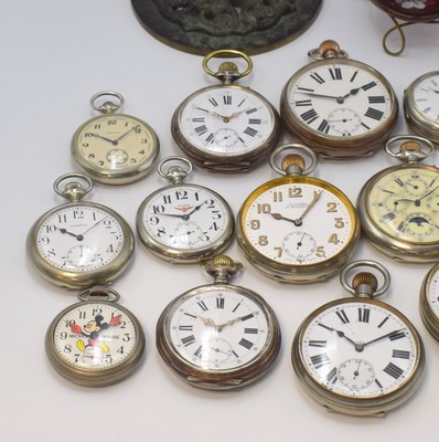 26754063a - 14 pocket watches and 3 Pocket watch stands, Switzerland/USA/Russia around 1880-1980, crown winding, 4x silver, 2 big 8 days, 1x complete calendar with moon phase, 1x Mickey Mouse, 2x holder has to be replaced (stand), diameter approx. 50-71 mm, partial not working, condition 2-4 more informations on request
