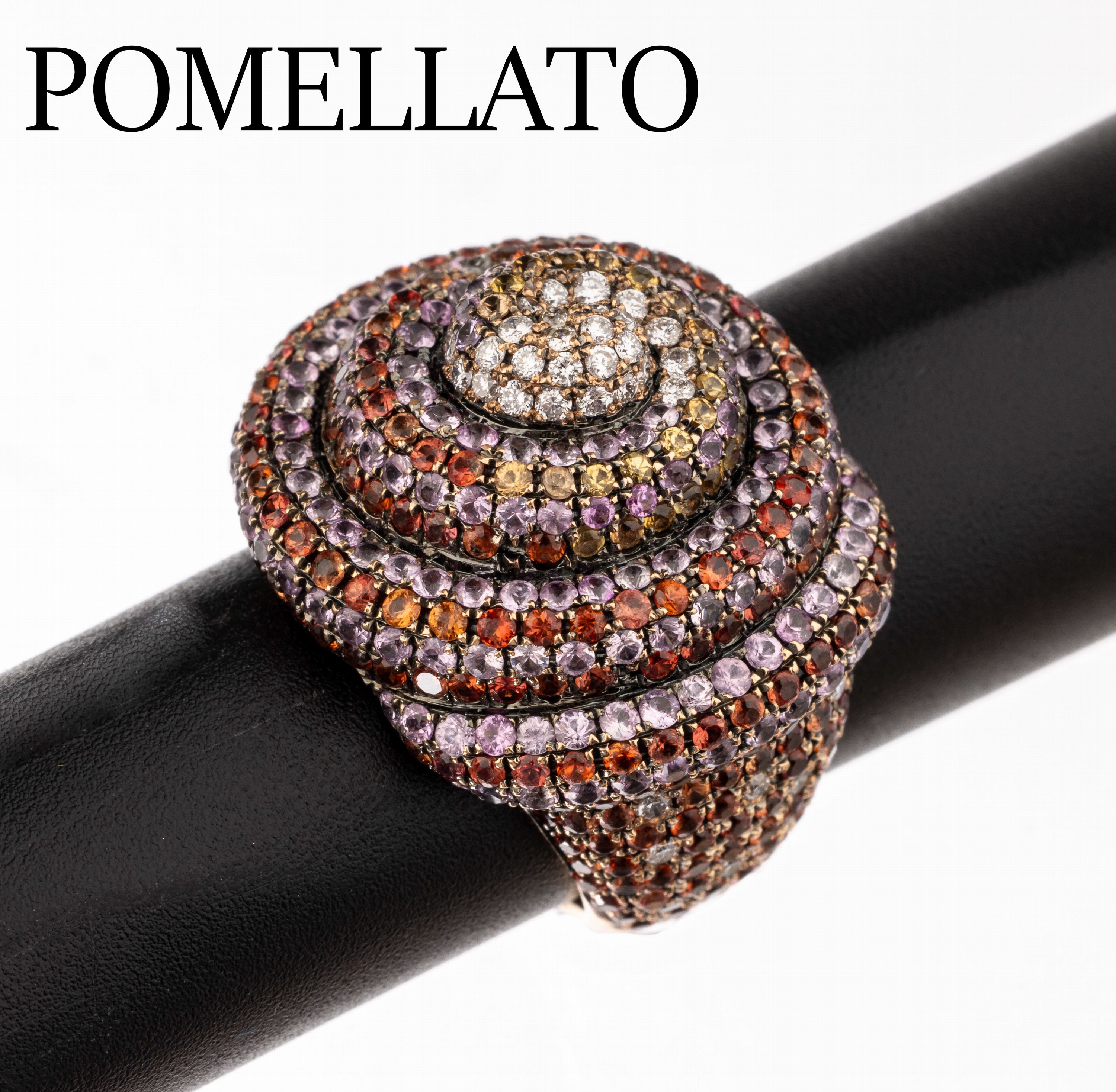 18 kt Gold POMELLATO Saphir-Brillant-Ring, RoseG 750/000, Brillanten zus. ca. 1.00 ct Weiß/si, bunte Saphire zus. ca. 4.00 ct, spiralförmig ...