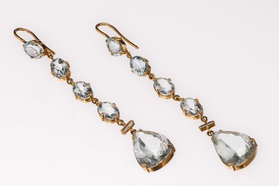 Image 26754290 - Pair of 18 kt gold aquamarine earrings