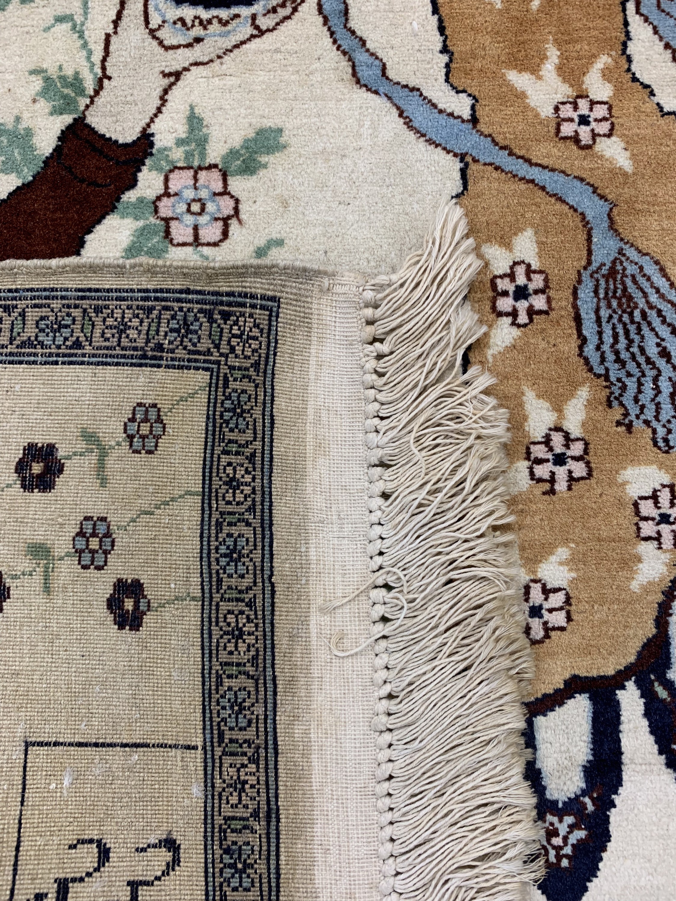 Detail c: Konvolut Bachtiar & Lahor, Mitte 20.Jhd, Wolle auf Baumwolle, ca. 160 x 90 cm, EHZ: 2