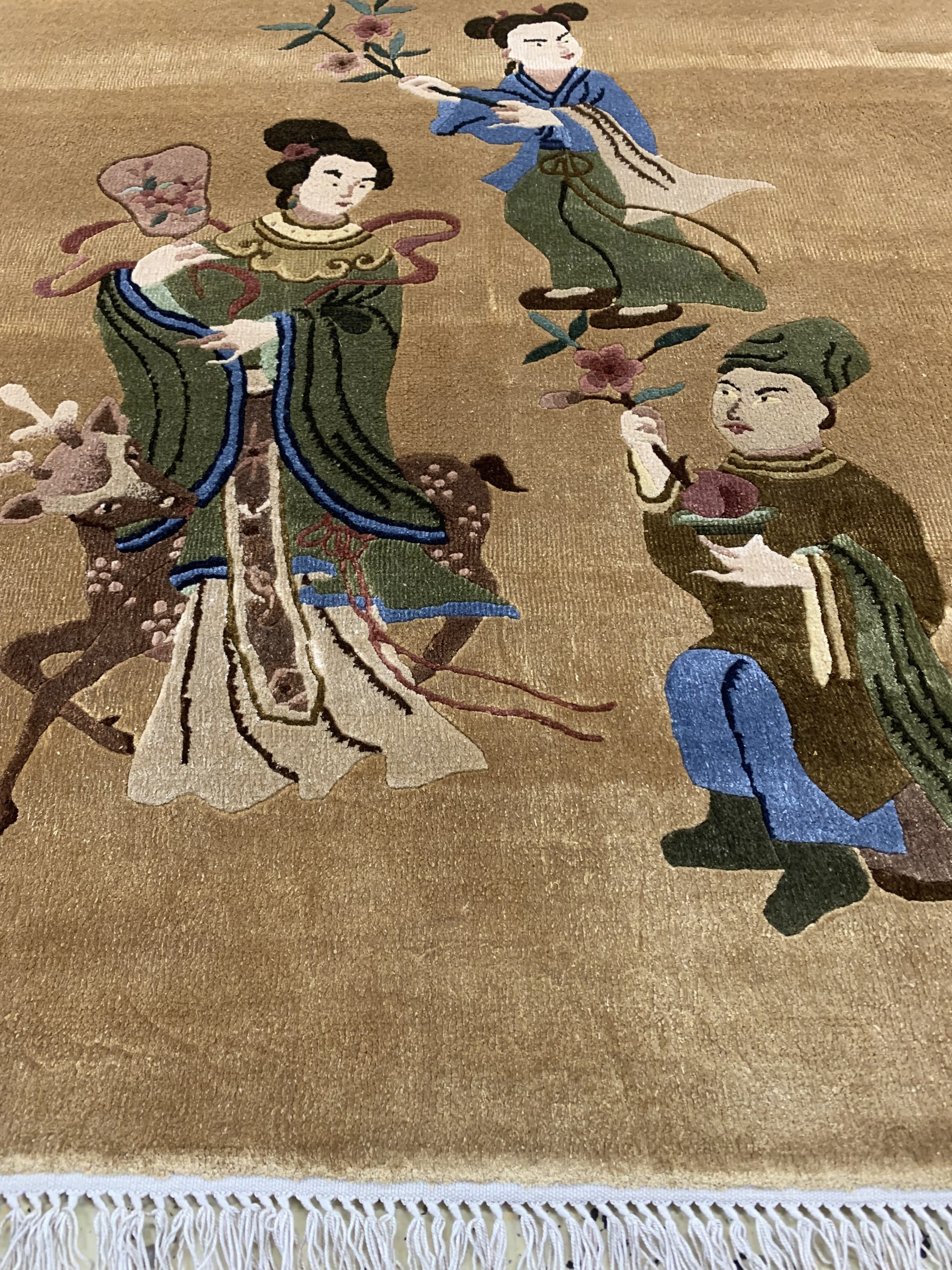 Detail b: China Seide, um 1950, reine Naturseide, ca. 90 x 90 cm, EHZ: 2