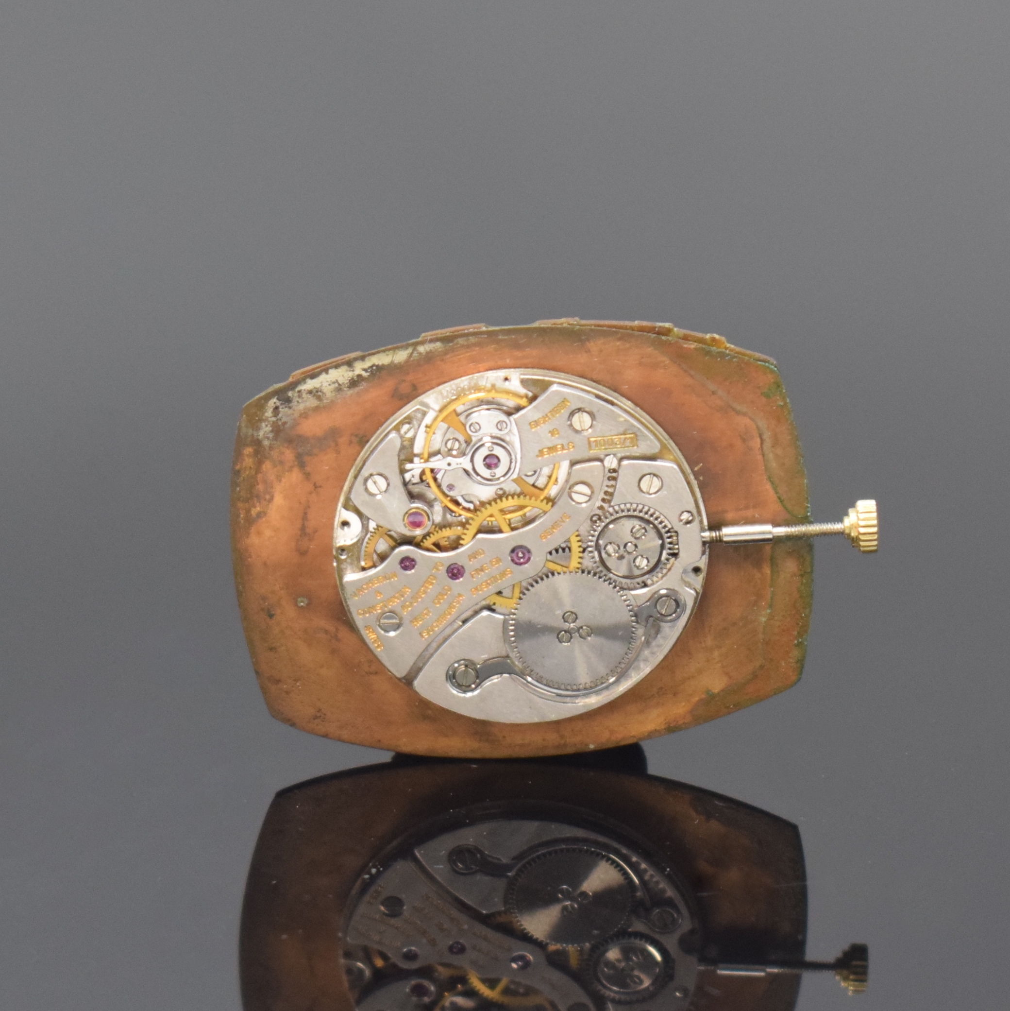 Detail a: VACHERON & CONSTANTIN Kaliber 1003/1, Schweiz um 1970, Streifenschl., 18 St., 5 Adj., Zifferbl. besch., Überh. unerl., EZ 3