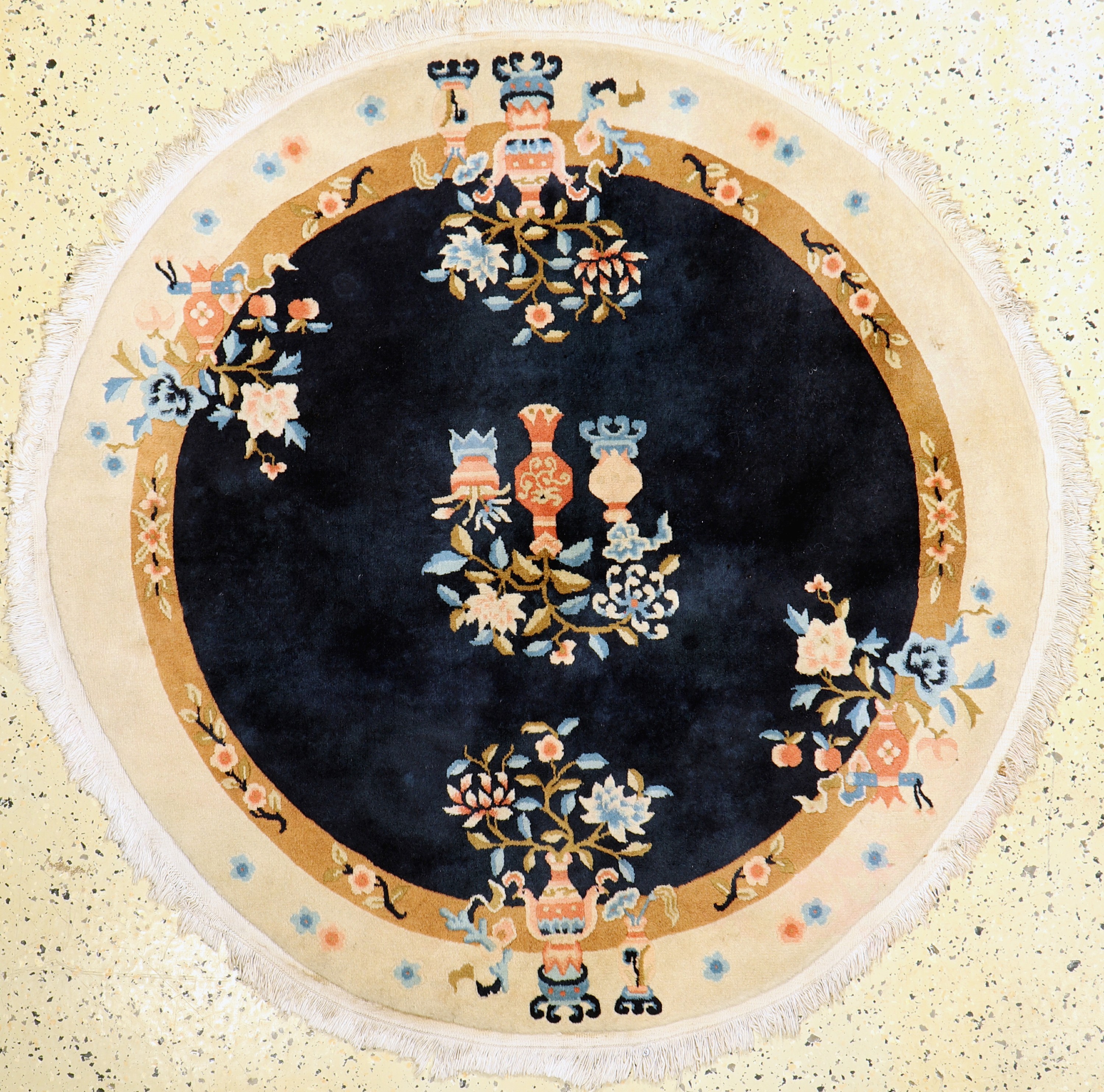 China antique finished, ca. 50 Jahre, Wolleauf Baumwolle, durchm. 120cm, EHZ: 2