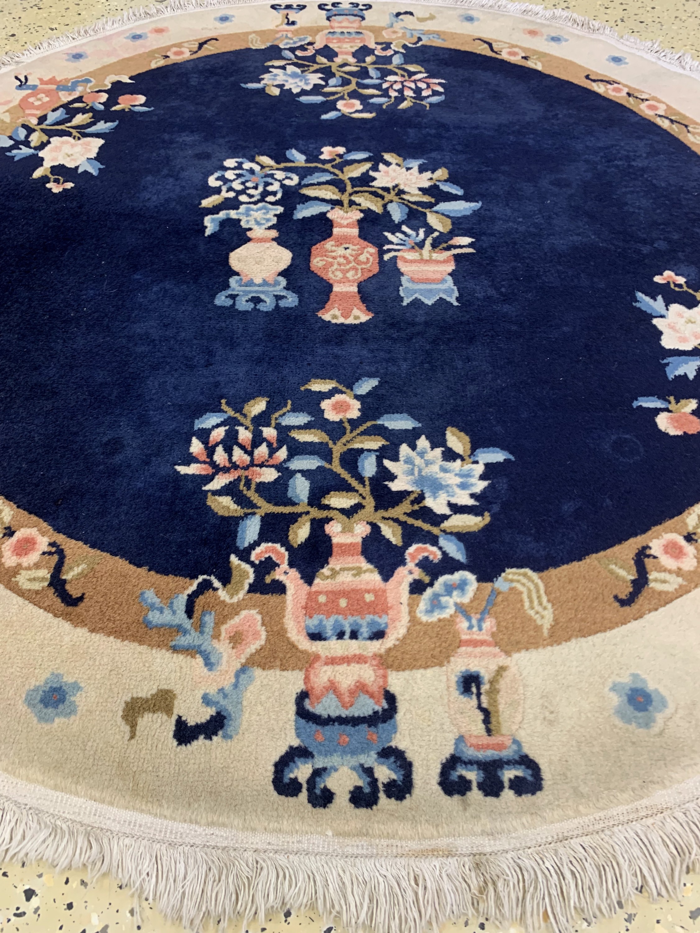 Detail c: China antique finished, ca. 50 Jahre, Wolleauf Baumwolle, durchm. 120cm, EHZ: 2