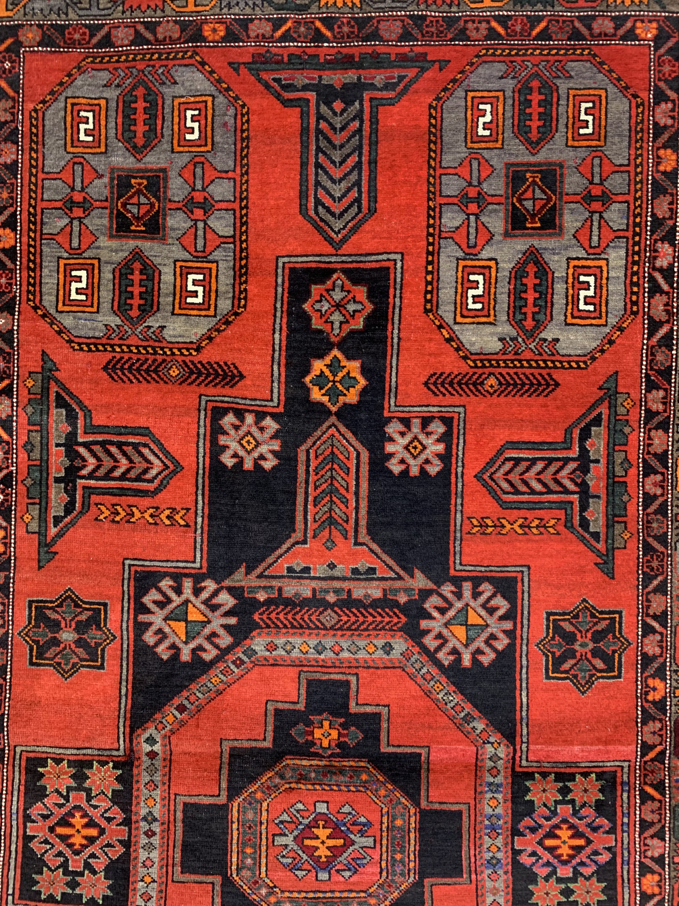 Detail a: Kazak, Kaukasus, um 1940, Wolle auf Wolle, ca. 228 x 134 cm, EHZ: 2