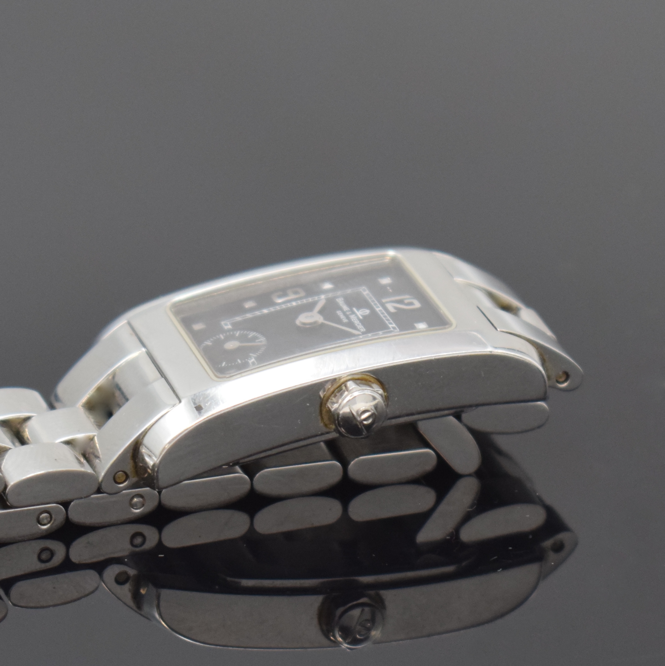 Detail c: BAUME & MERCIER Hampton Classic Damenarmbanduhr in Stahl Referenz MV045139, Schweiz um 2000, quarz, orig. Gliederband m. dopp. Faltschl., Boden ...